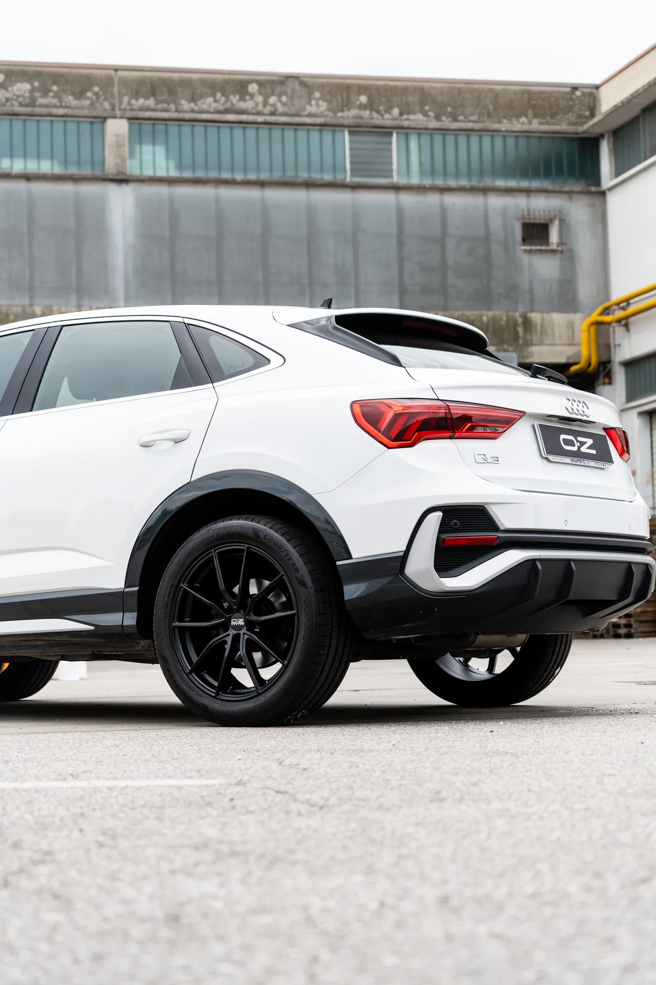 OZ Racing Super Sport on Audi Q3 F3.1