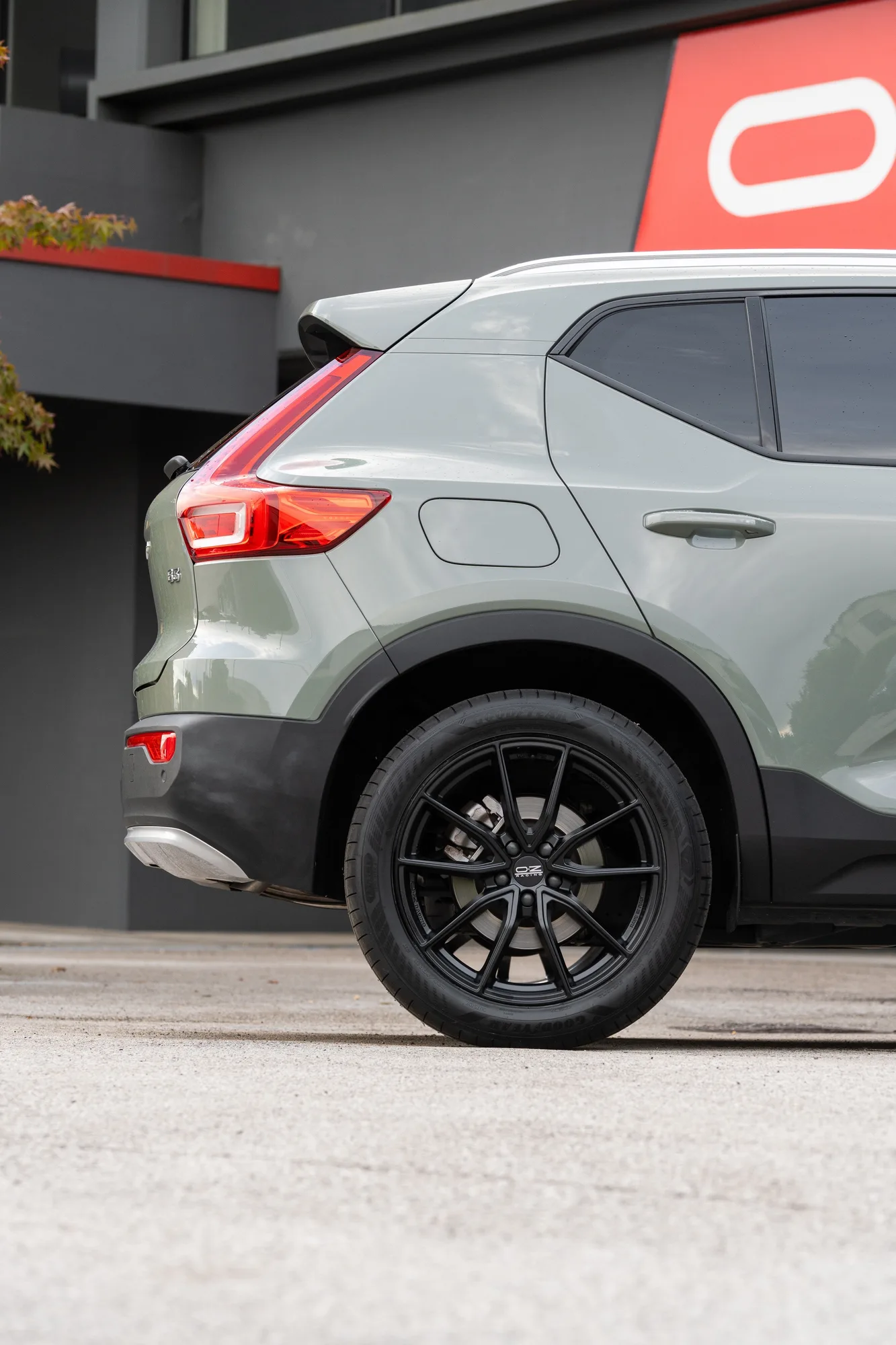 OZ Racing Super Sport on Volvo XC40 (2017-), photo 11