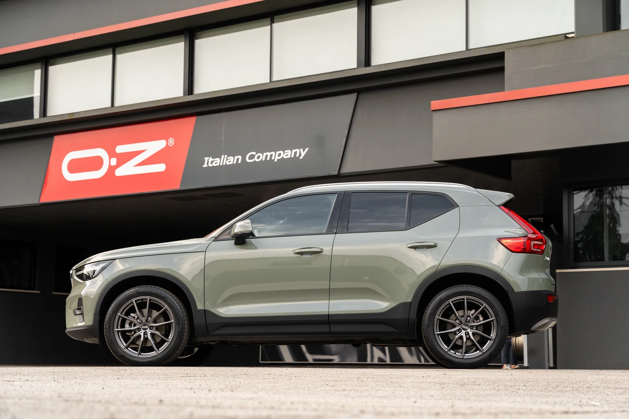 OZ Racing Super Sport on Volvo XC40 (2017-), photo 9