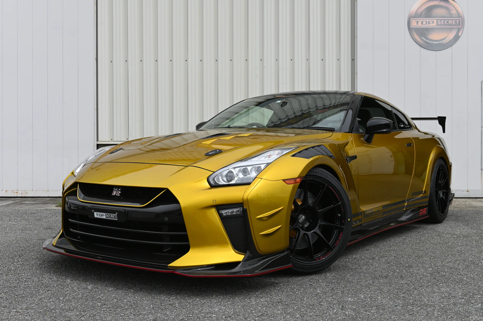 OZ Racing Superforgiata on Nissan GT-R R35.1, photo 6