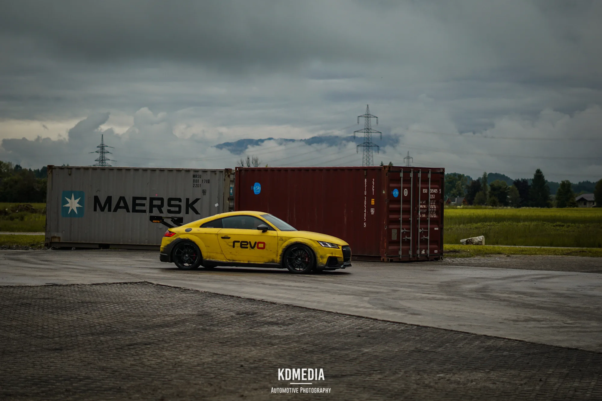 OZ Racing Superforgiata on Audi TT RS 8S.1, photo 2