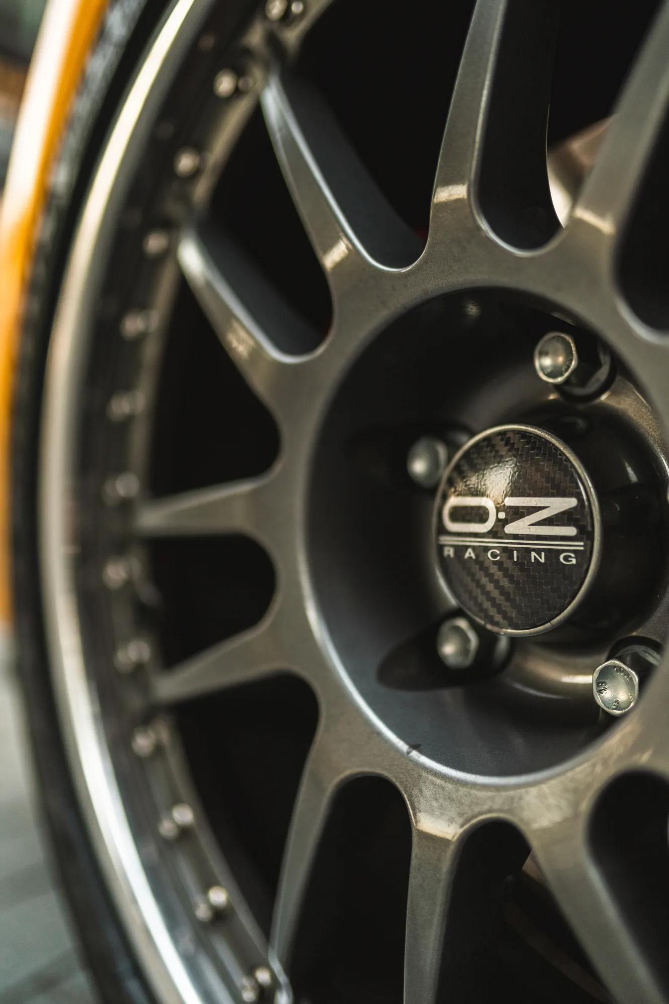 OZ Racing Superleggera III on Volkswagen Golf Mk6 (Typ 5K), photo 5