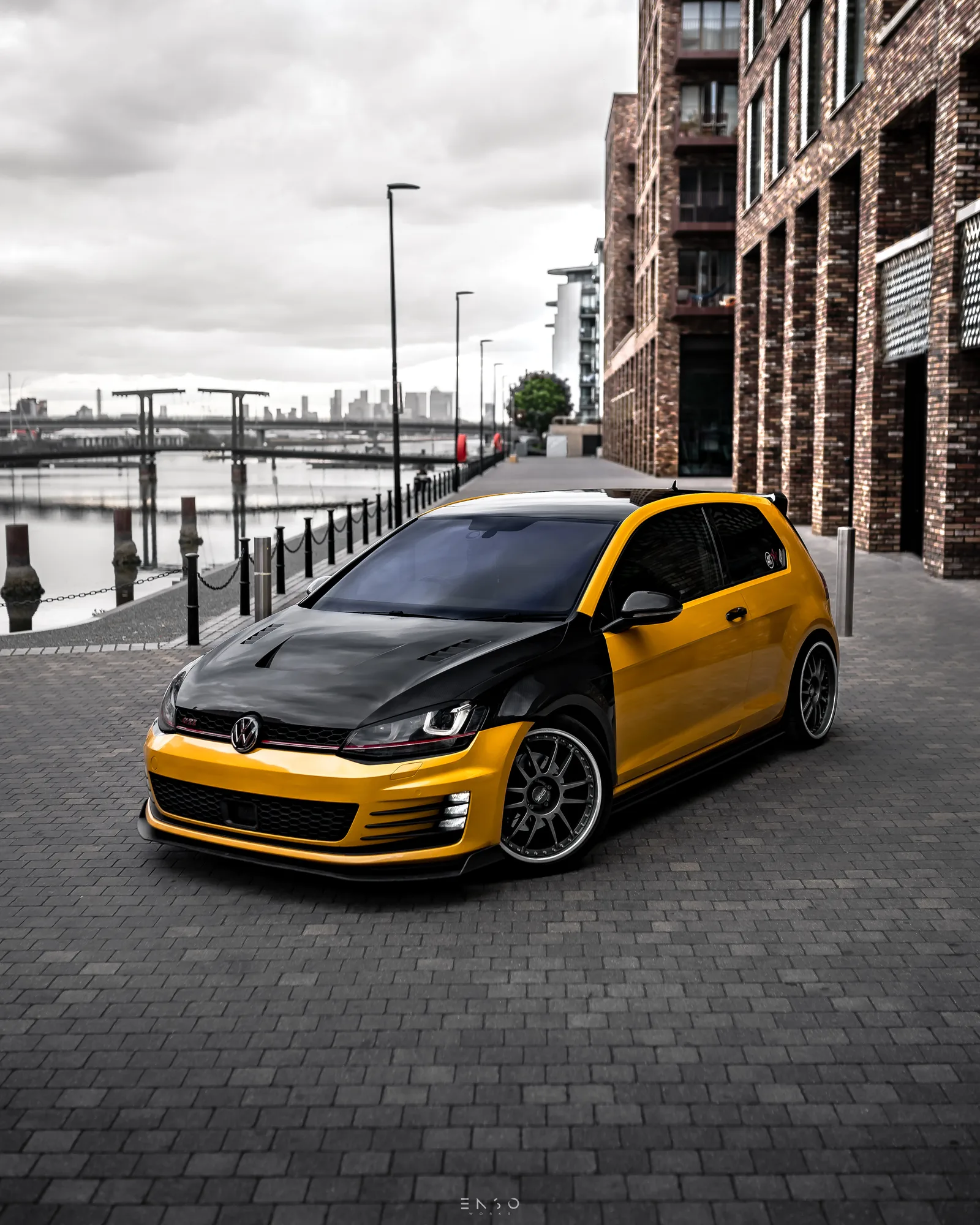 OZ Racing Superleggera III on Volkswagen Golf Mk6 (Typ 5K), photo 11