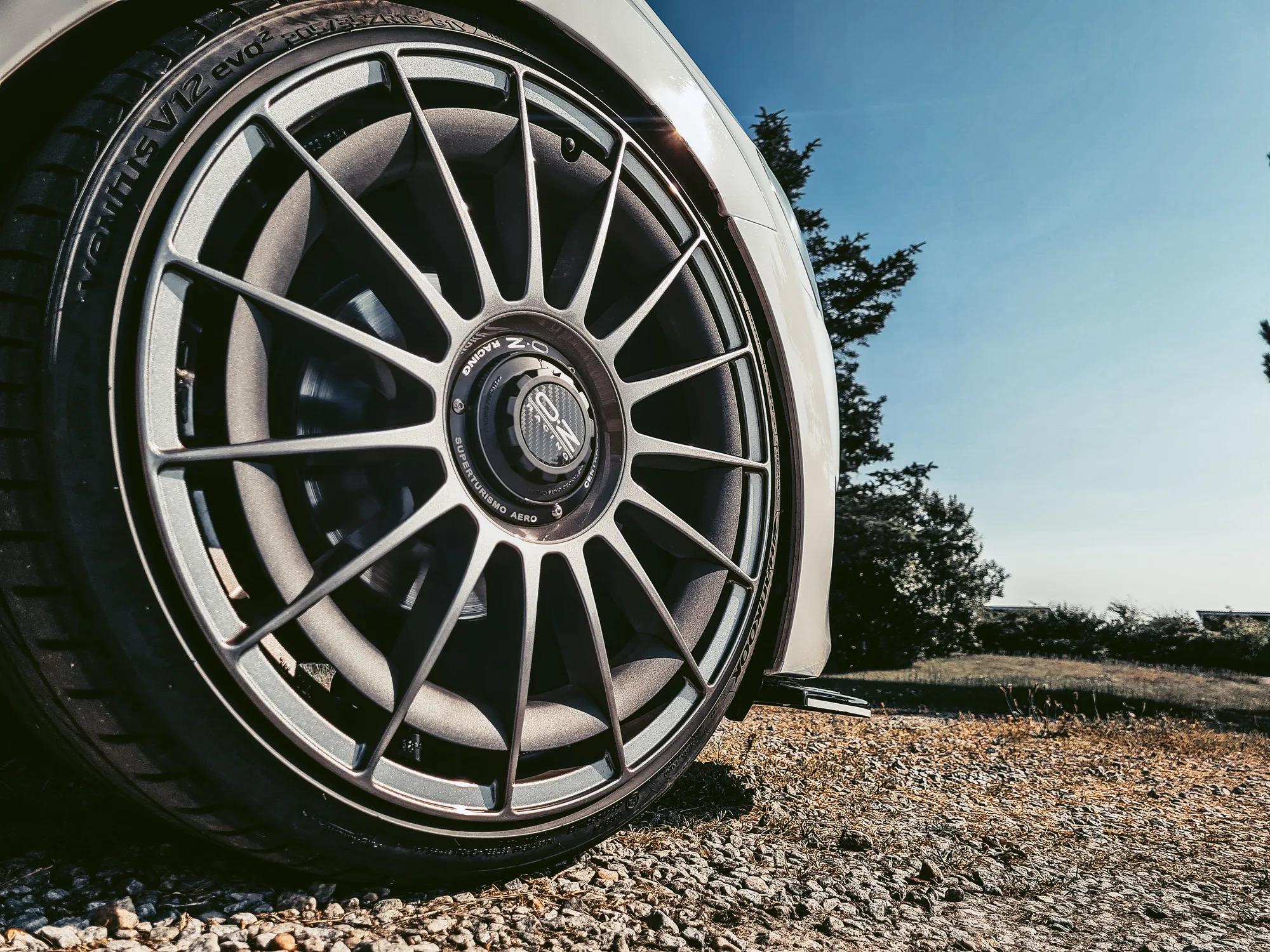 OZ Racing Superturismo AERO on Volkswagen Polo Mk5 (6R), photo 3