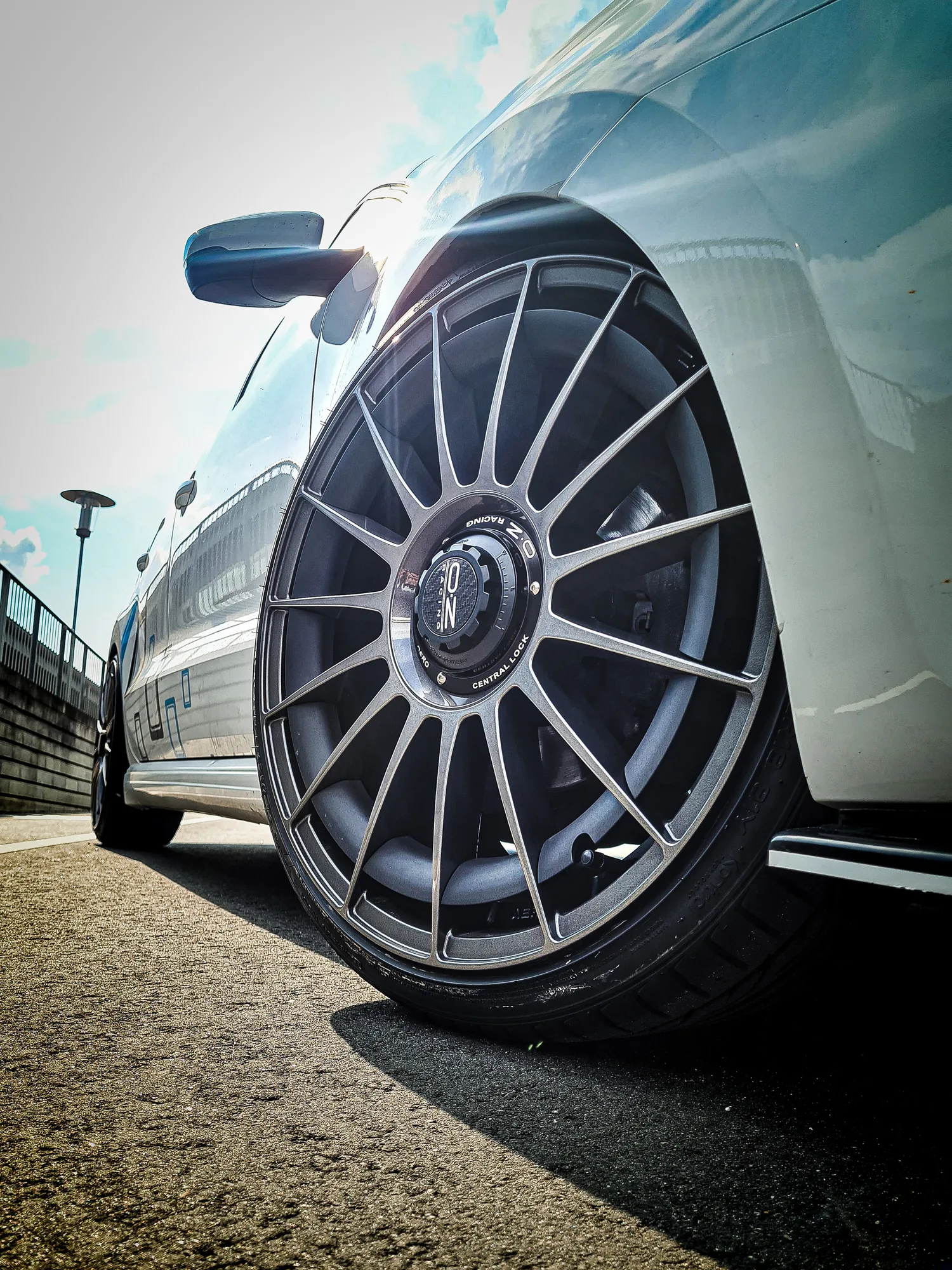 OZ Racing Superturismo AERO on Volkswagen Polo Mk5 (6R), photo 4