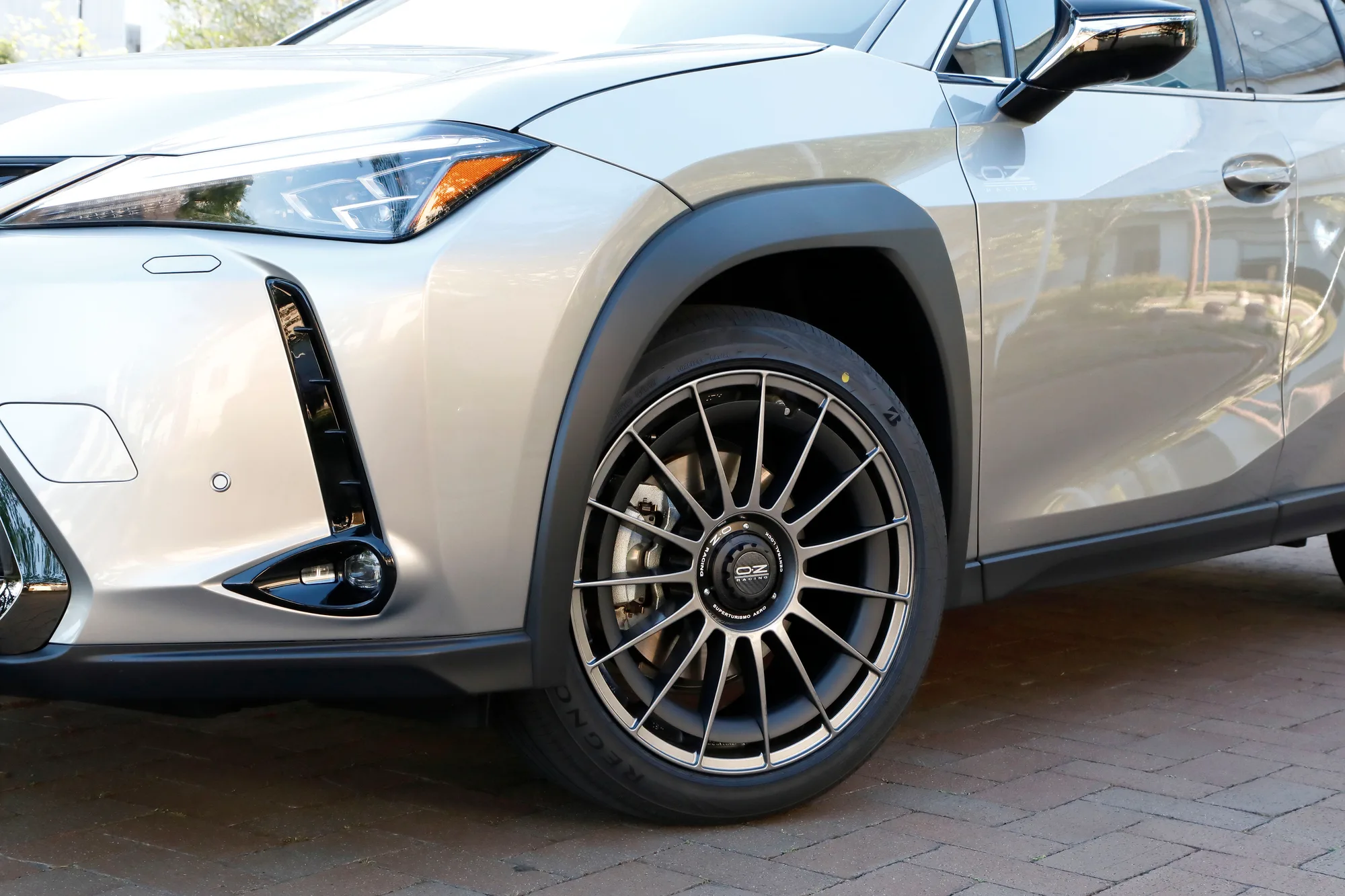 OZ Racing Superturismo AERO on Lexus UX ZA10, photo 3