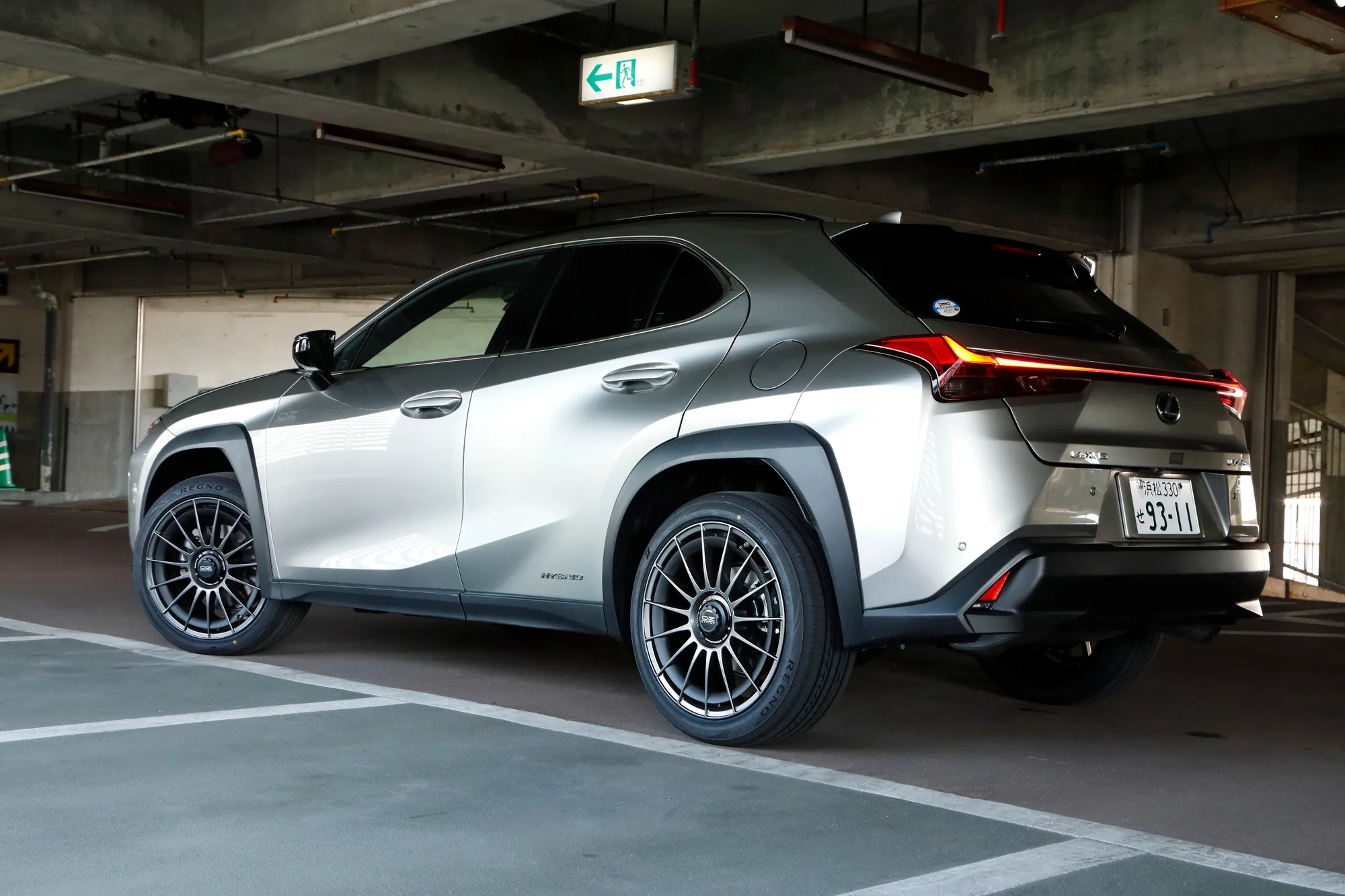 OZ Racing Superturismo AERO on Lexus UX ZA10, photo 4