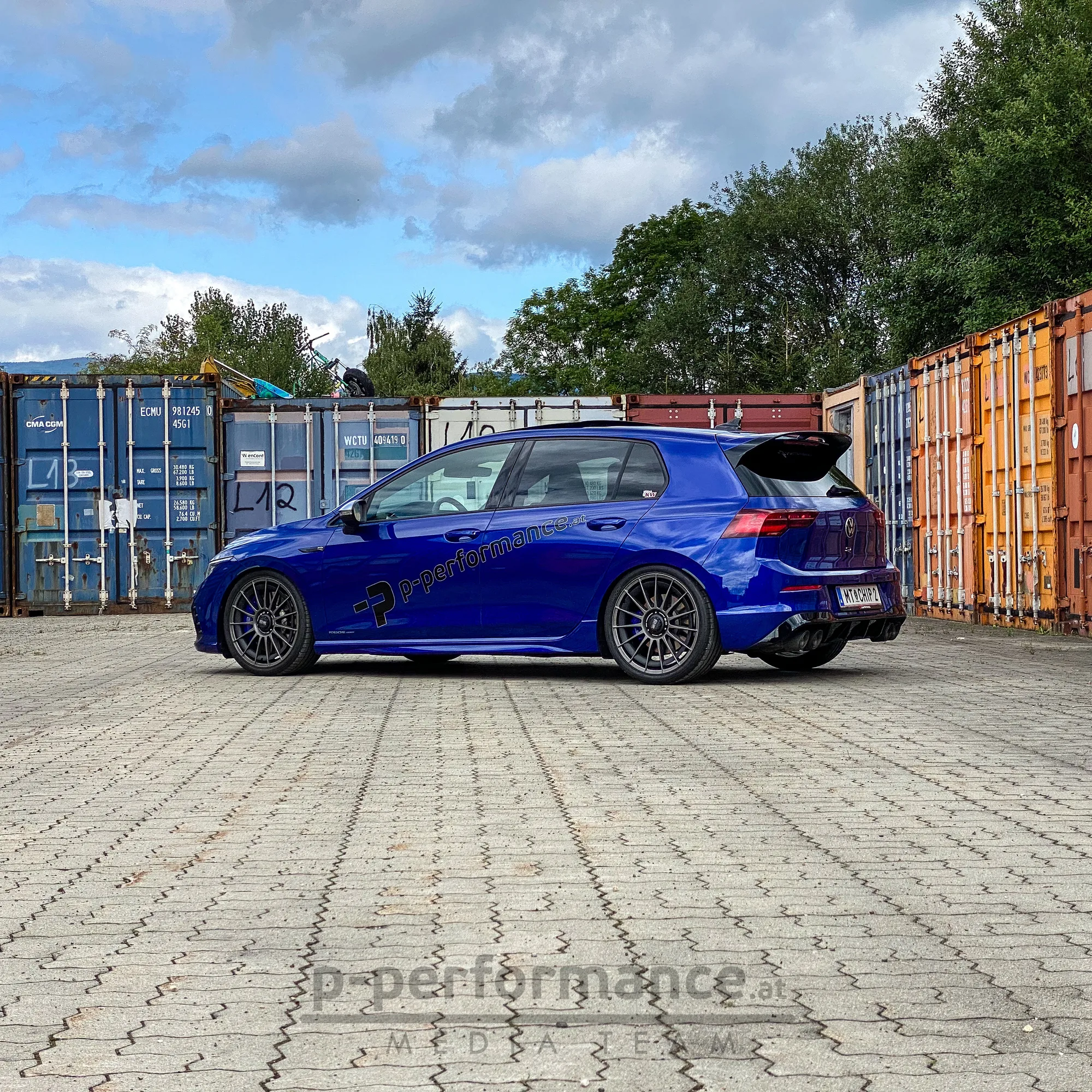OZ Racing Superturismo AERO on Volkswagen Golf Mk8 (Typ CD).1