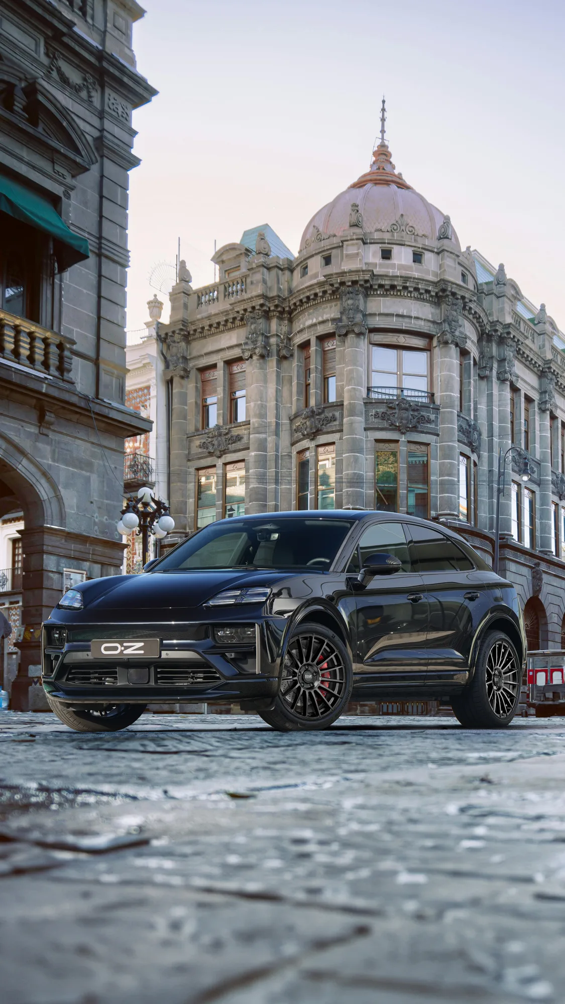 OZ Racing Superturismo Dakar on Porsche Macan 95B.1