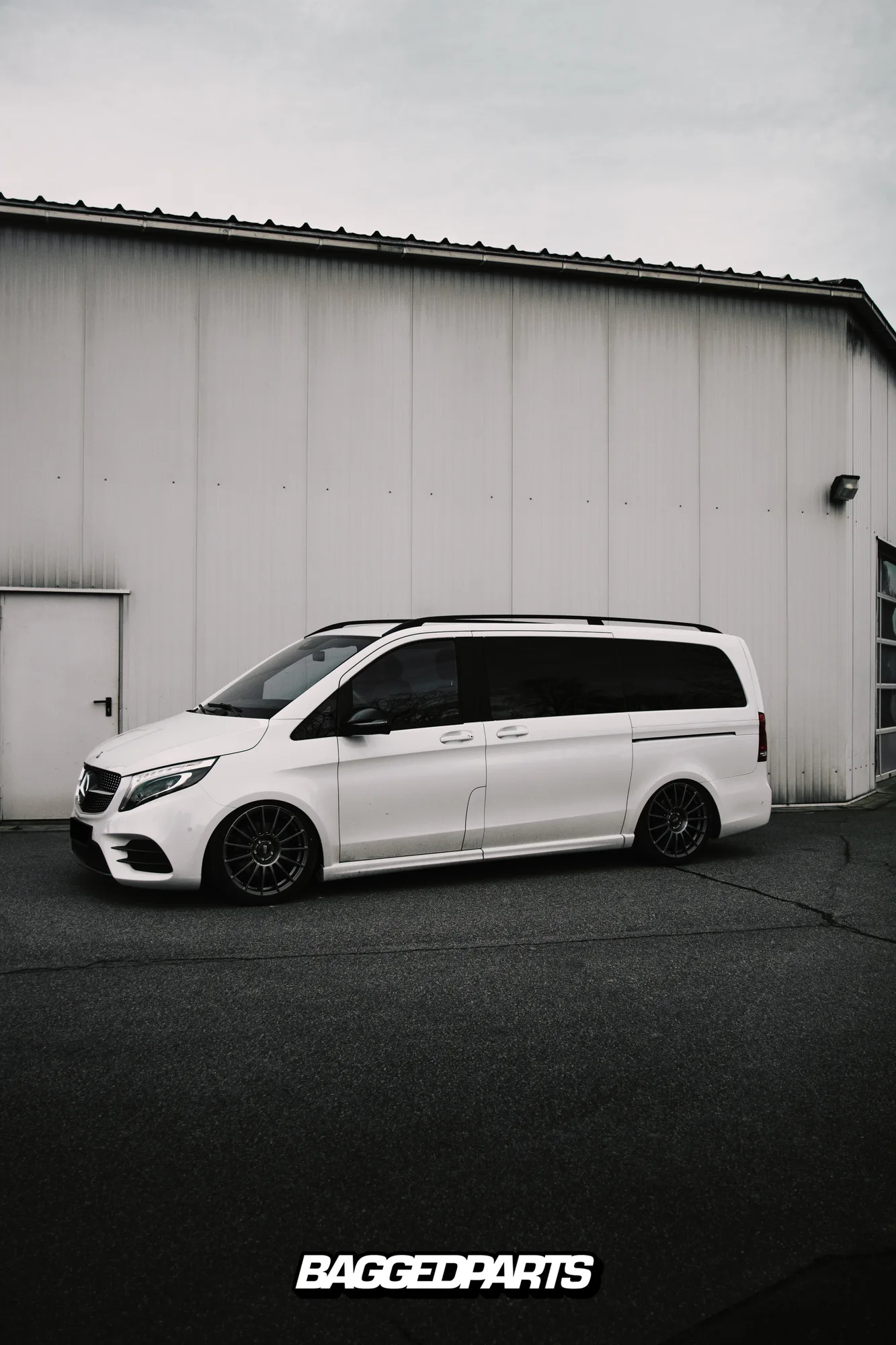 OZ Racing Superturismo Dakar on Mercedes-Benz V-Class W447, photo 5