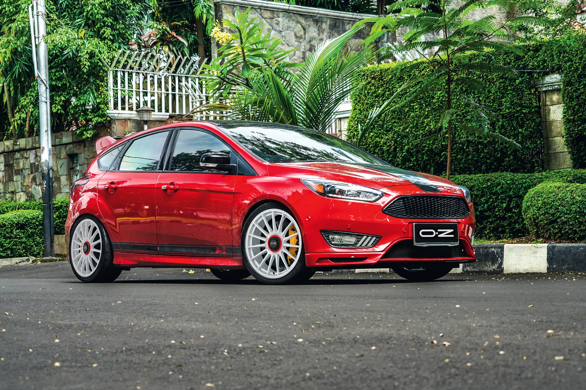 OZ Racing Superturismo Evoluzione WRC on Ford Focus Mk3 (2011-2018)