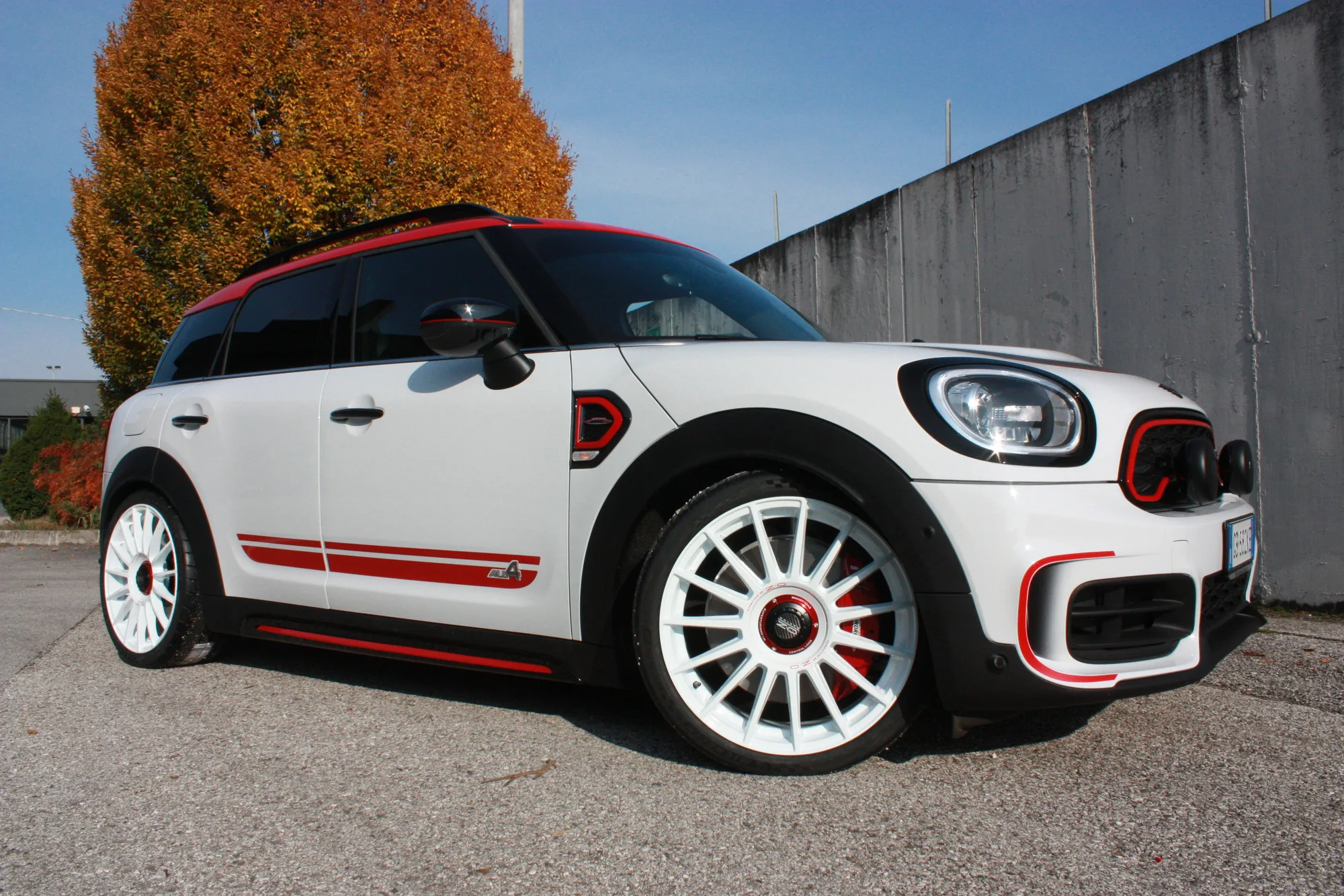 OZ Racing Superturismo Evoluzione WRC on Mini Countryman F60 (2017-2023)