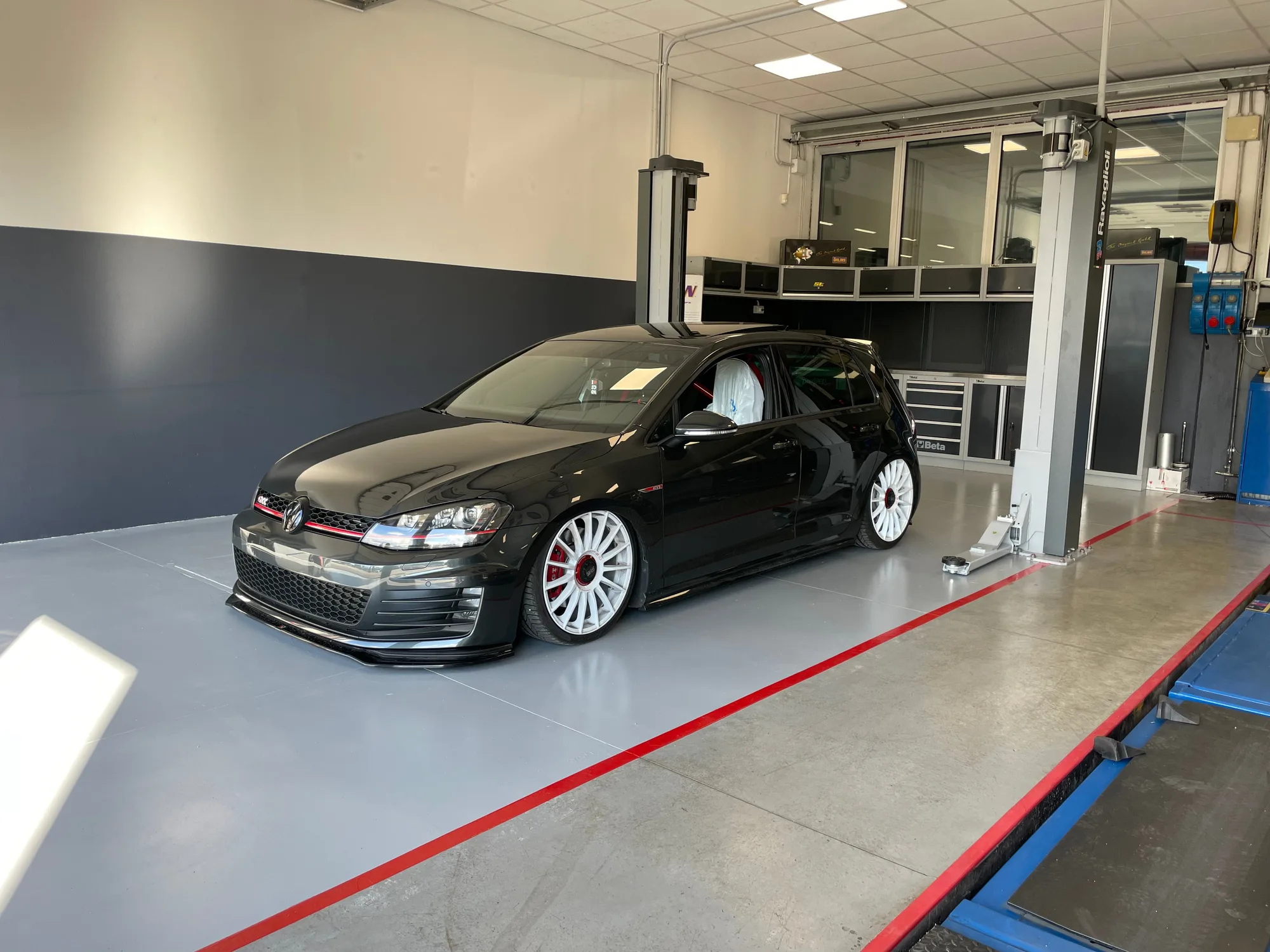 OZ Racing Superturismo Evoluzione WRC on Volkswagen Golf Mk7 (Typ 5G).1, photo 4