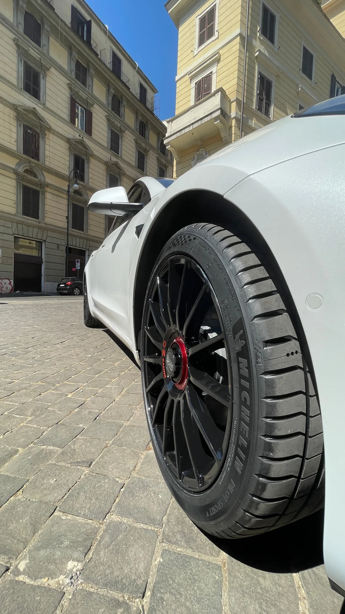 OZ Racing Superturismo Evoluzione on Tesla Model 3 Original (2017-2023), photo 4