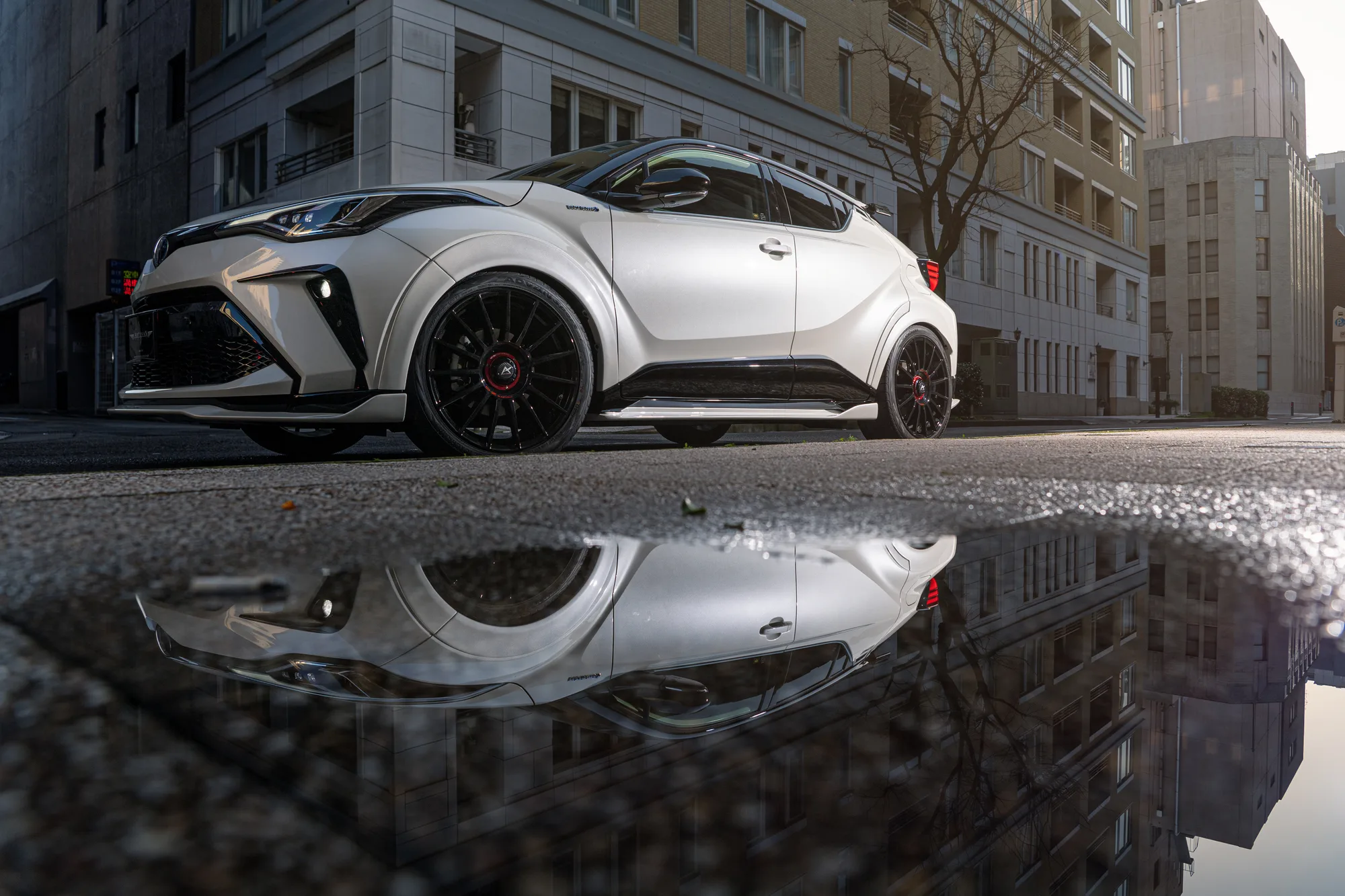 OZ Racing Superturismo Evoluzione on Toyota C-HR AX10.1, photo 4