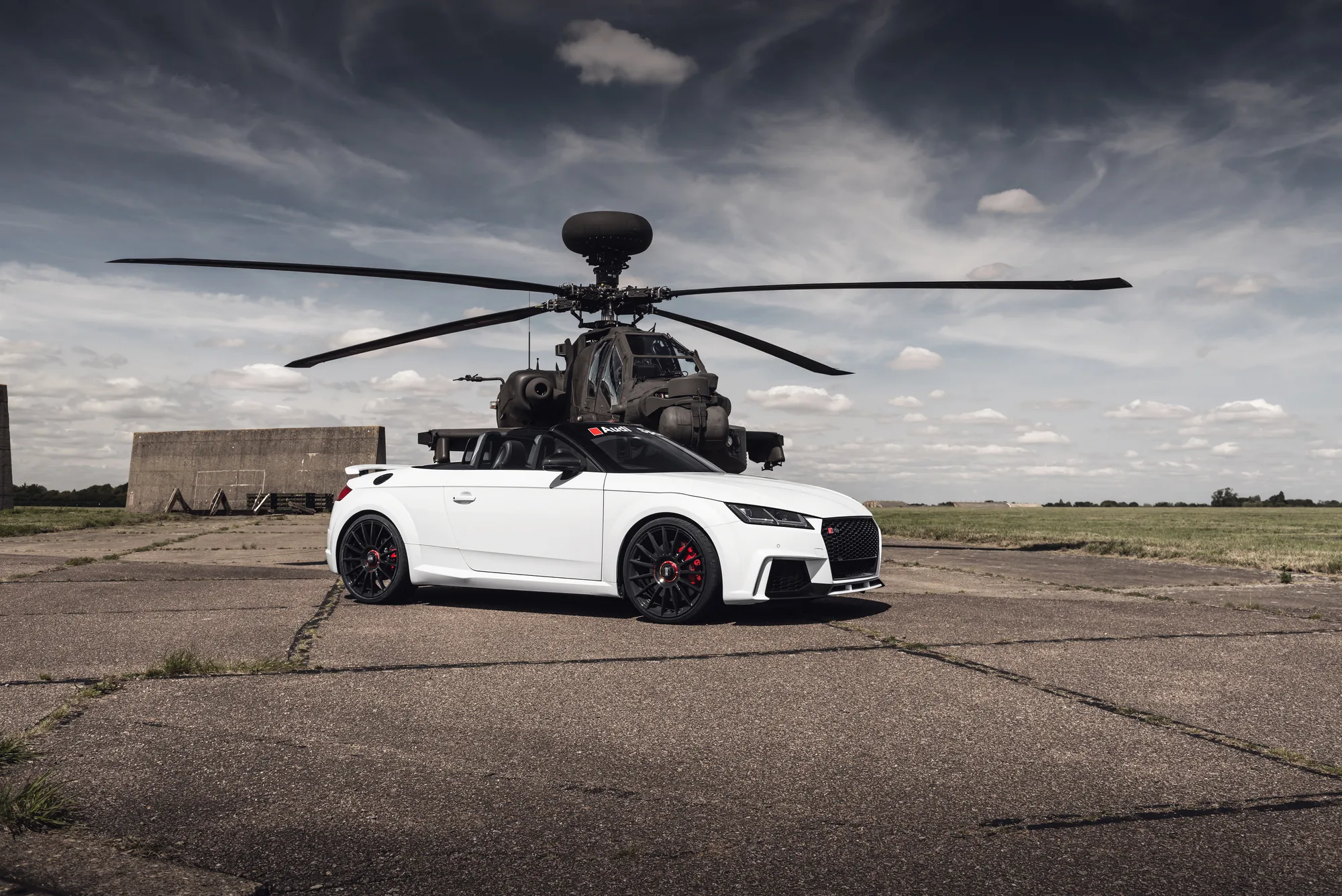 OZ Racing Superturismo Evoluzione on Audi TT 8S.1, photo 8