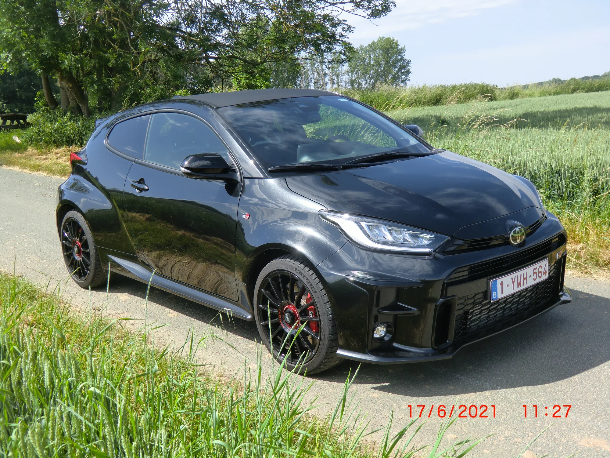 OZ Racing Superturismo Evoluzione on Toyota GR Yaris GXPA16.1, photo 3