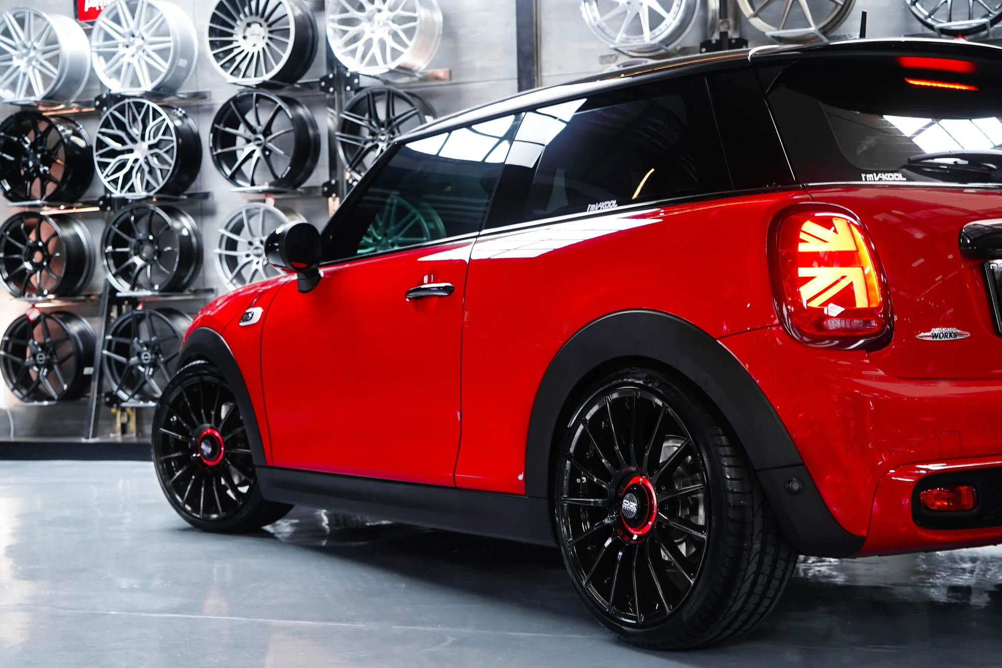 OZ Racing Superturismo Evoluzione on Mini Cooper F56 (2014-2023), photo 11