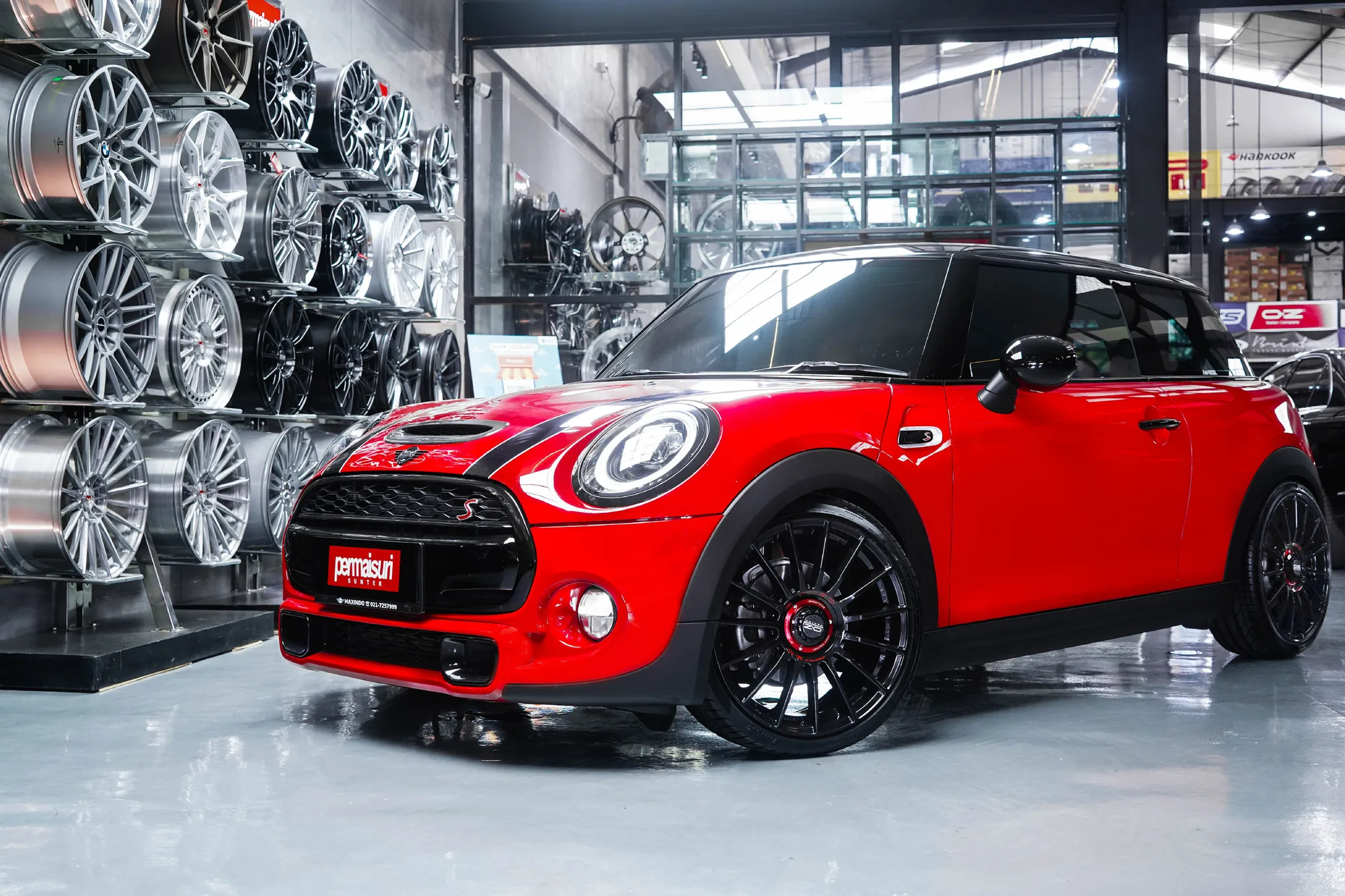 OZ Racing Superturismo Evoluzione on Mini Cooper F56 (2014-2023), photo 8