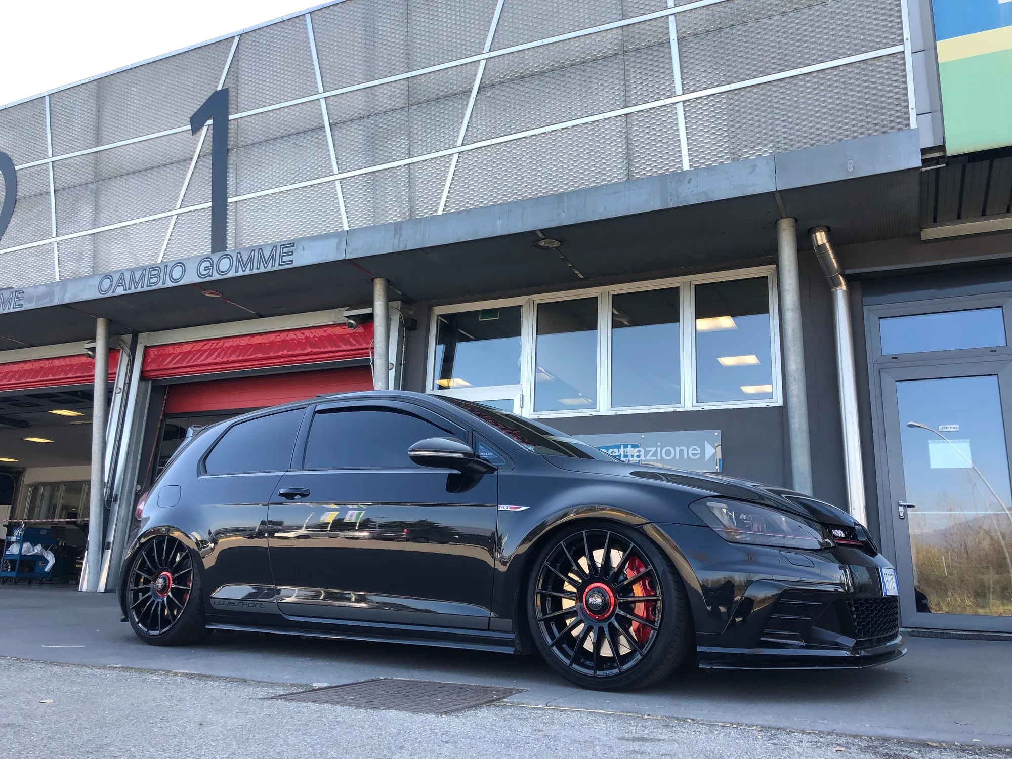 OZ Racing Superturismo Evoluzione on Volkswagen Golf Mk7 (Typ 5G).1, photo 3