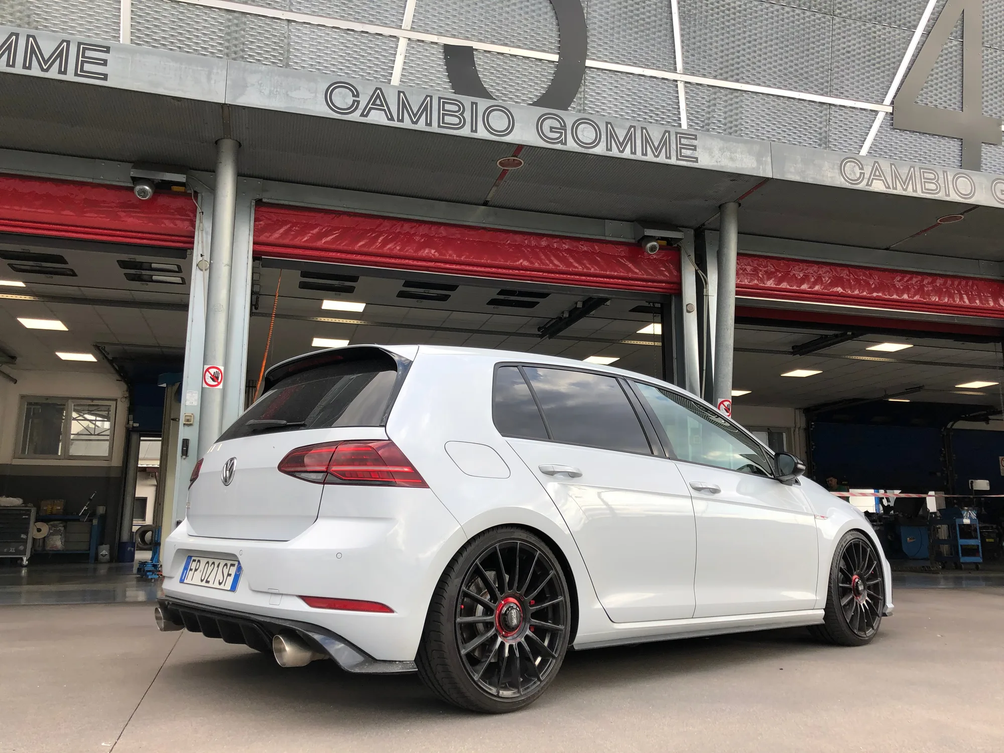 OZ Racing Superturismo Evoluzione on Volkswagen Golf Mk7 (Typ 5G).2, photo 9