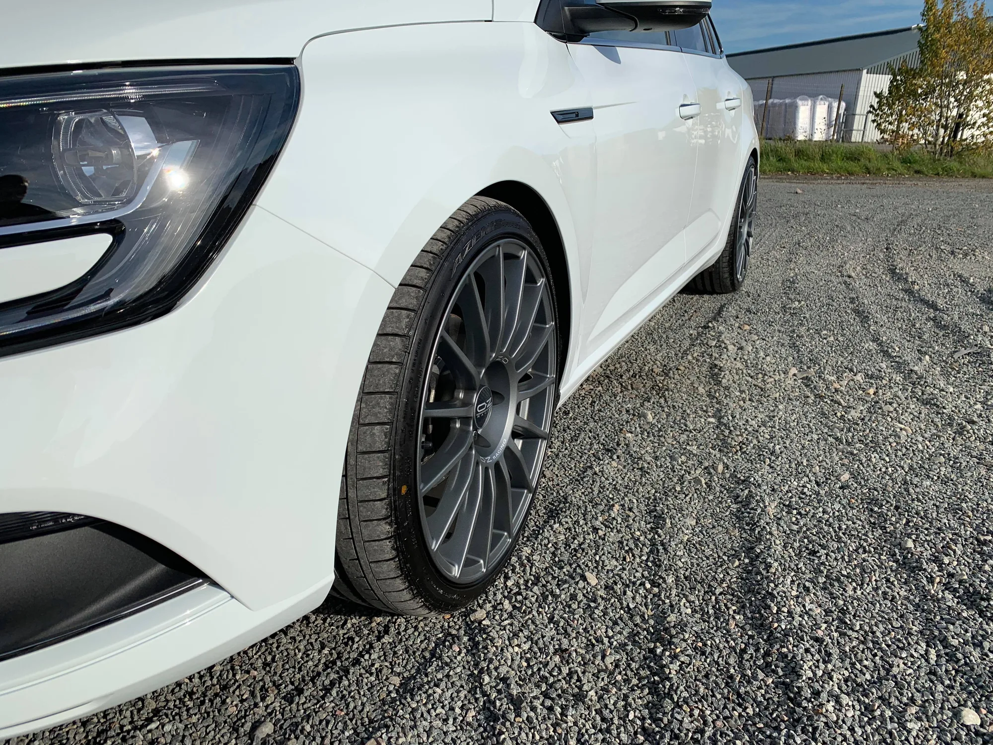 OZ Racing Superturismo LM on Renault Megane IV, photo 6