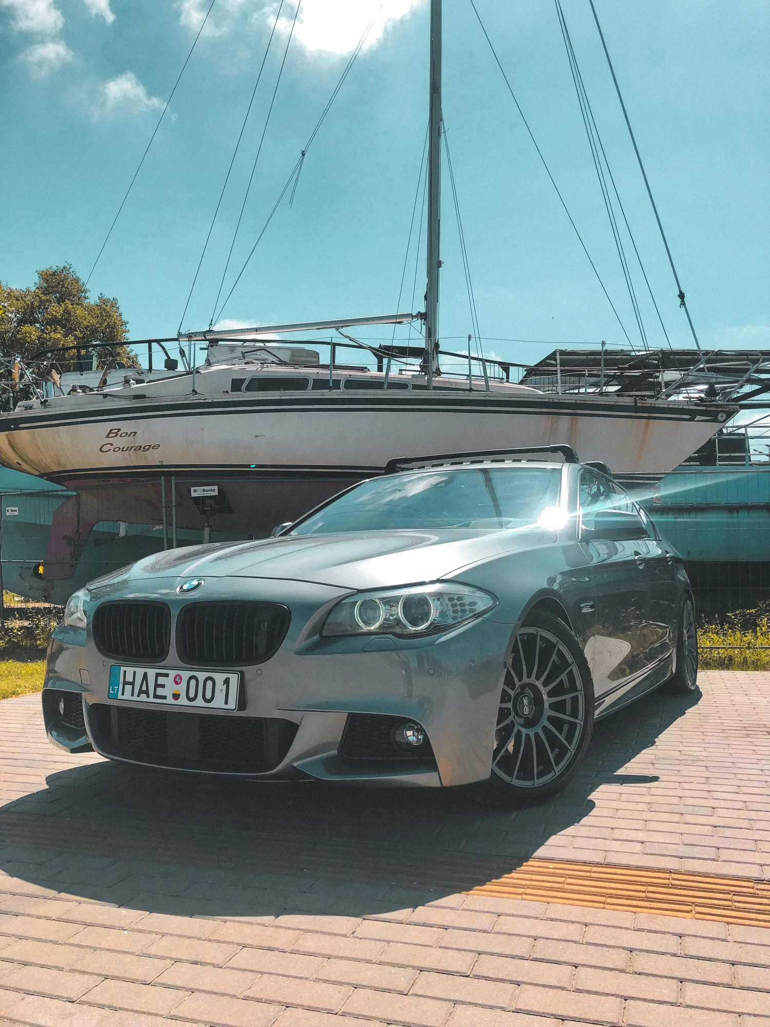 OZ Racing Superturismo LM on BMW 5 Series F10.1
