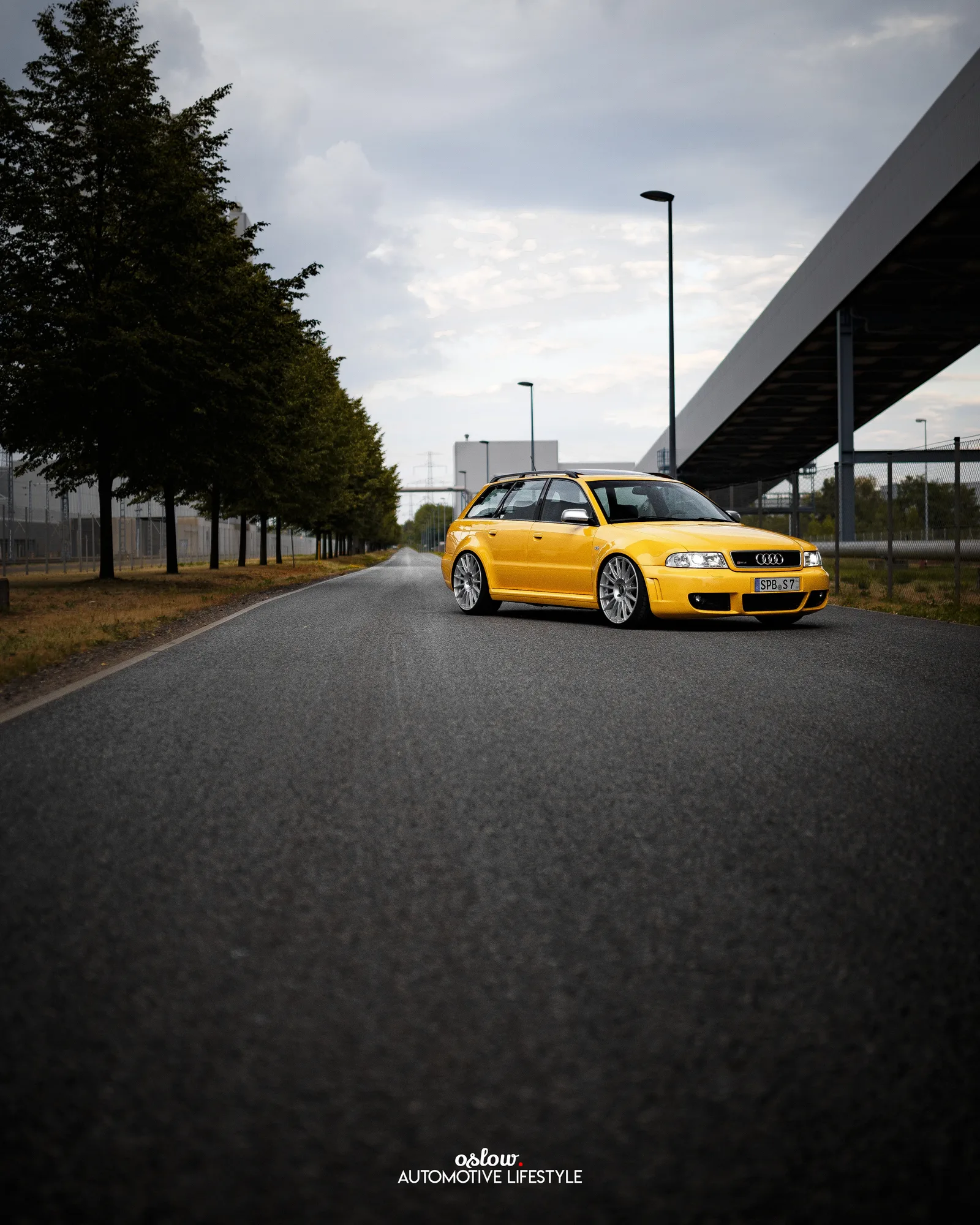 OZ Racing Superturismo LM on Audi RS 4 B5.2