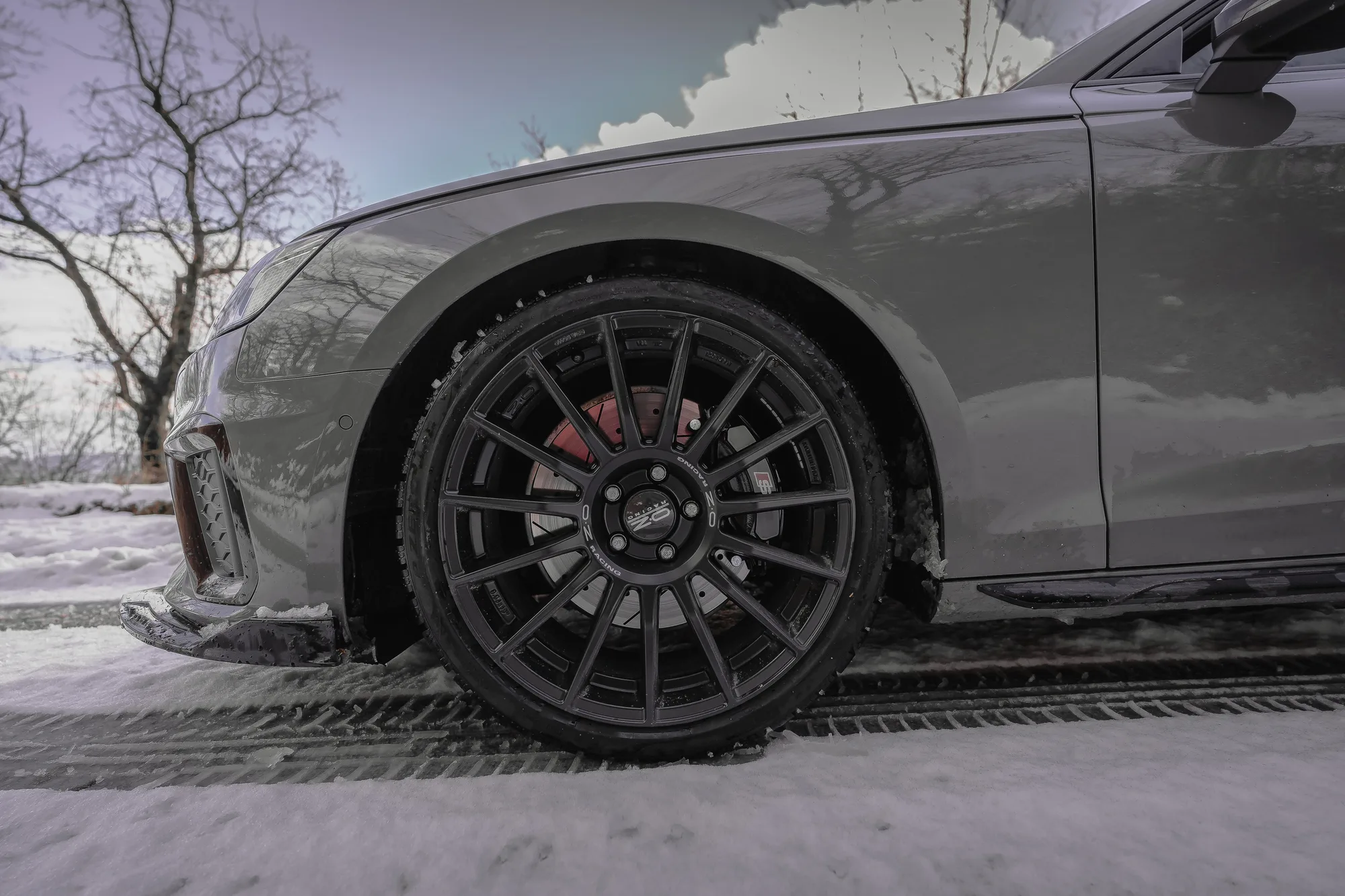OZ Racing Superturismo LM on Audi A4 B9.1, photo 2