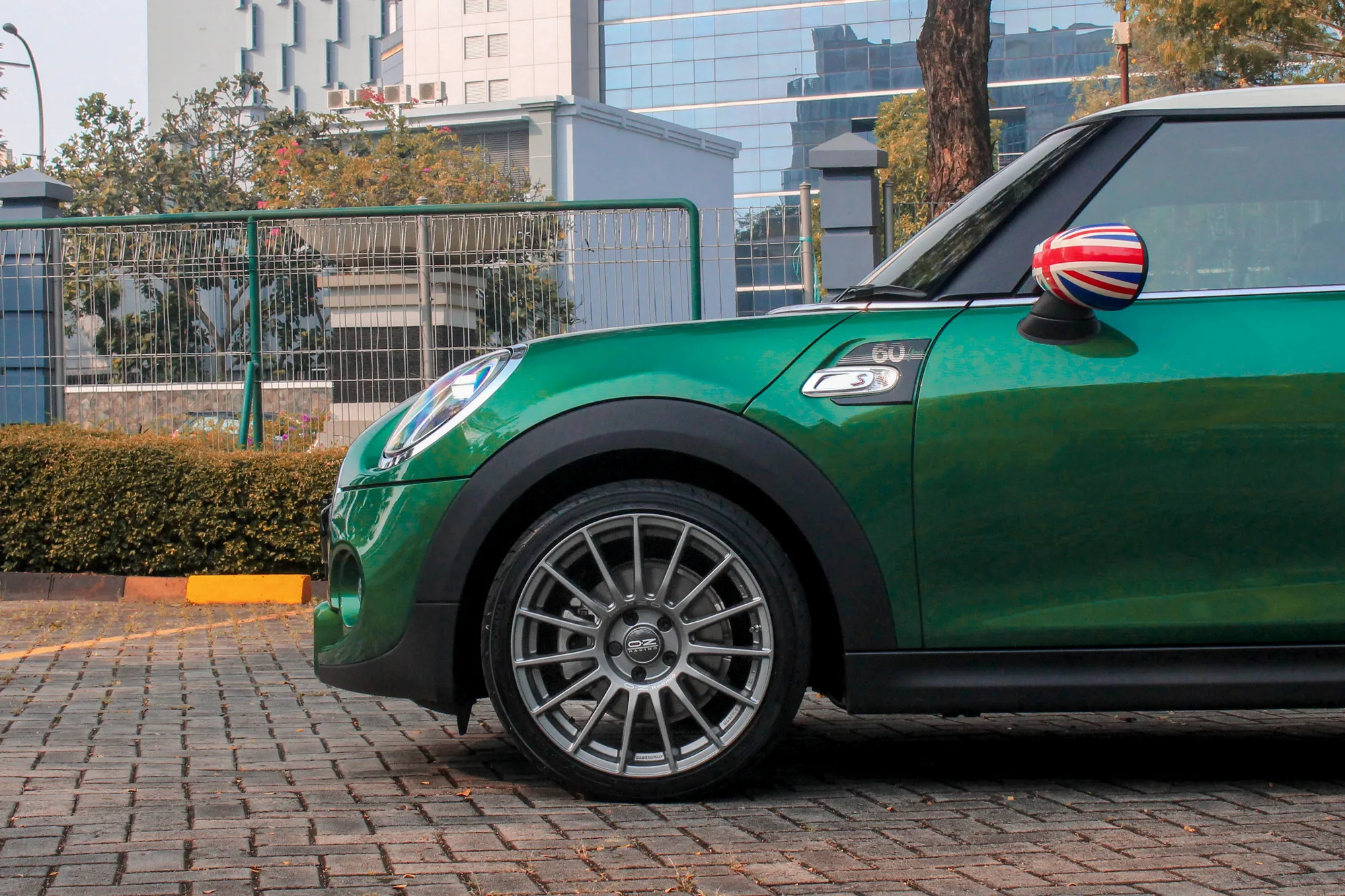 OZ Racing Superturismo LM on Mini Cooper F56 (2014-2023), photo 7