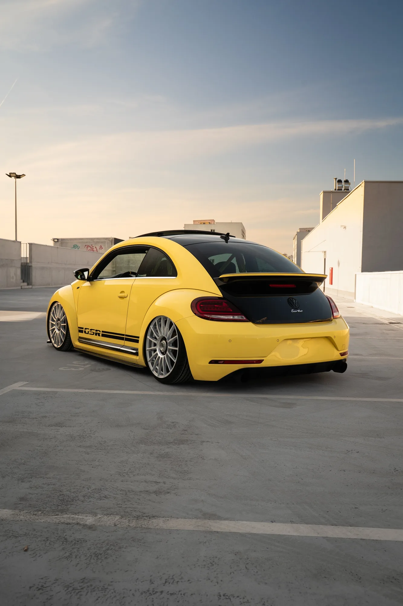 OZ Racing Superturismo LM on Volkswagen Beetle (A5, Typ 5C), photo 4