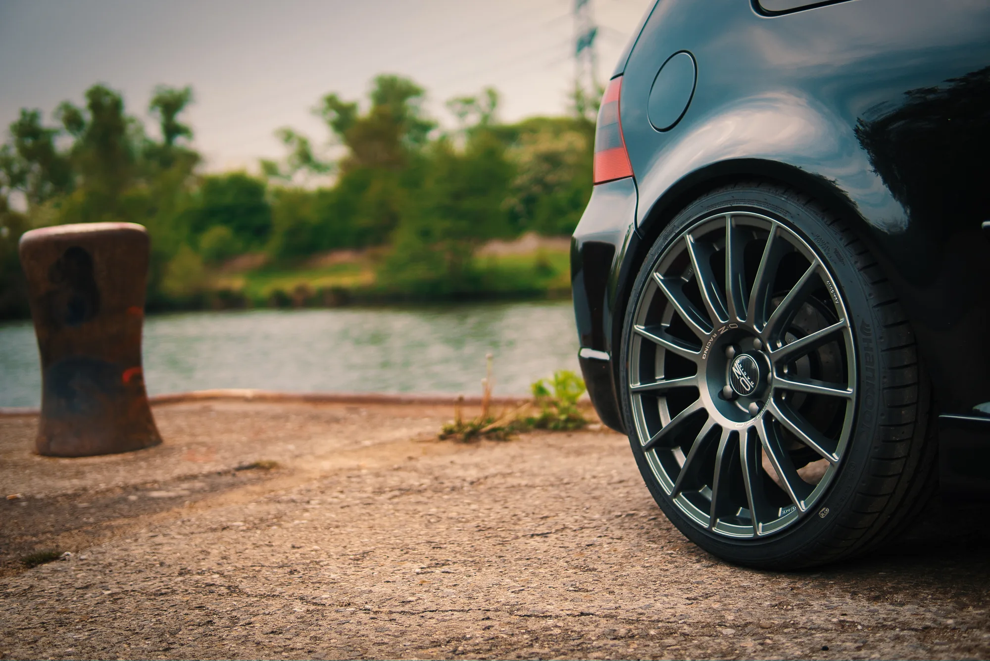 OZ Racing Superturismo LM on Volkswagen Golf Mk4 (Typ 1J), photo 12