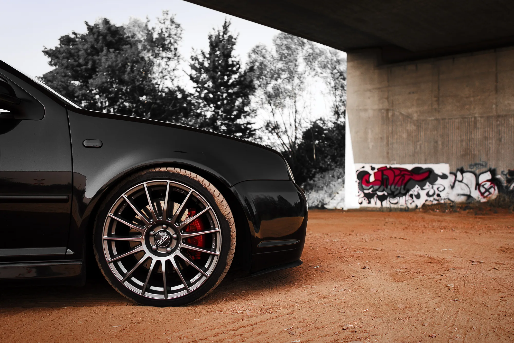 OZ Racing Superturismo LM on Volkswagen Golf Mk4 (Typ 1J), photo 9