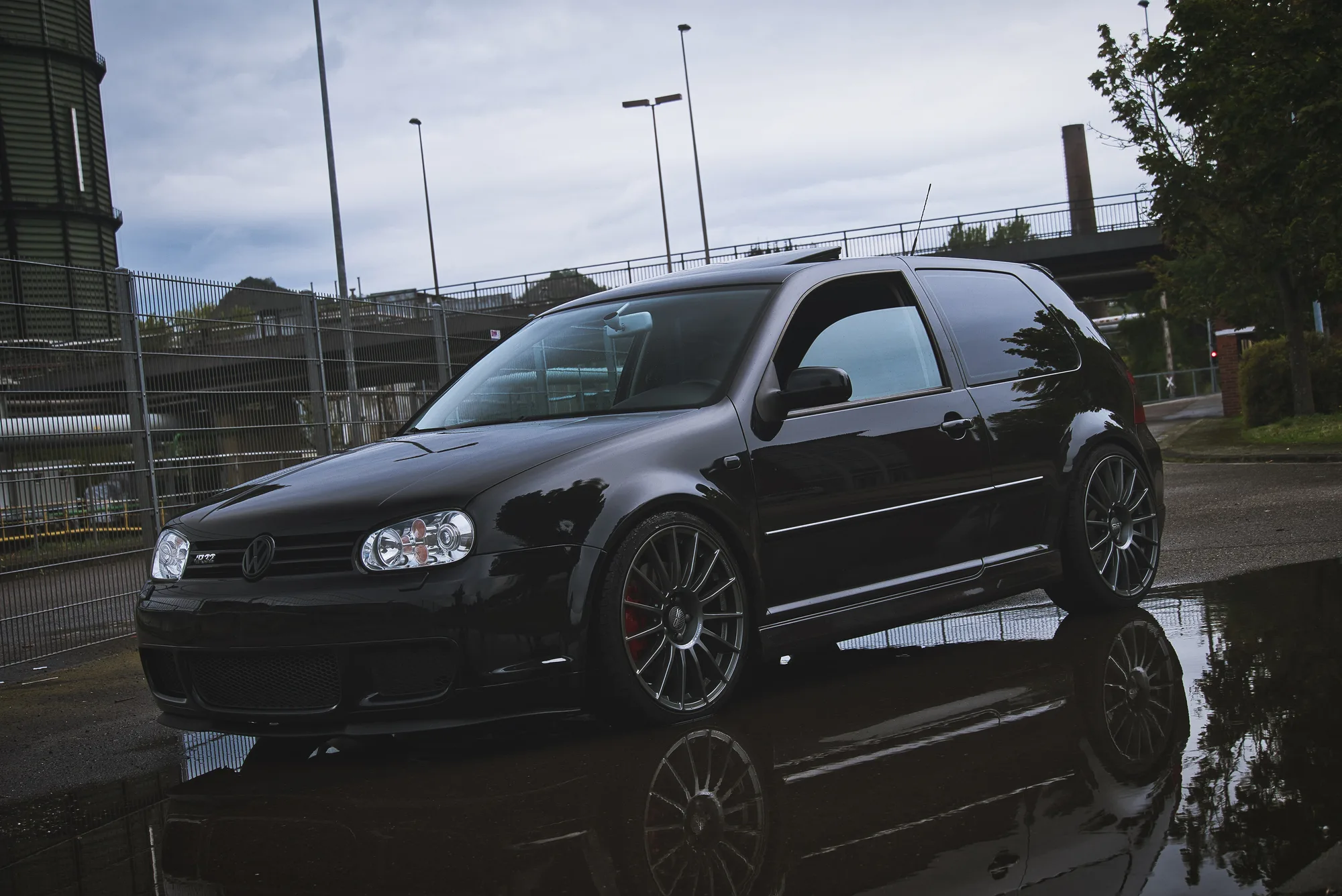 OZ Racing Superturismo LM on Volkswagen Golf Mk4 (Typ 1J), photo 2
