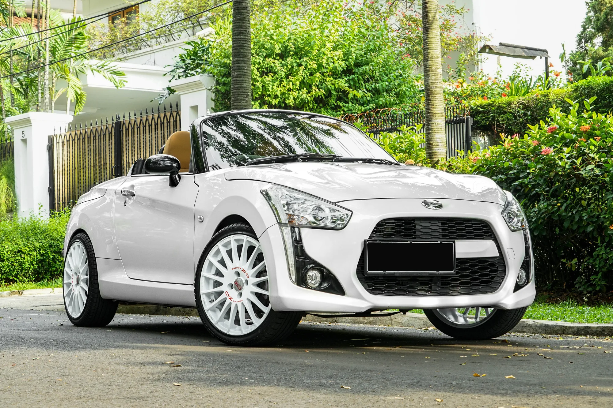 OZ Racing Superturismo WRC on Daihatsu Copen LA400K (2014-present)