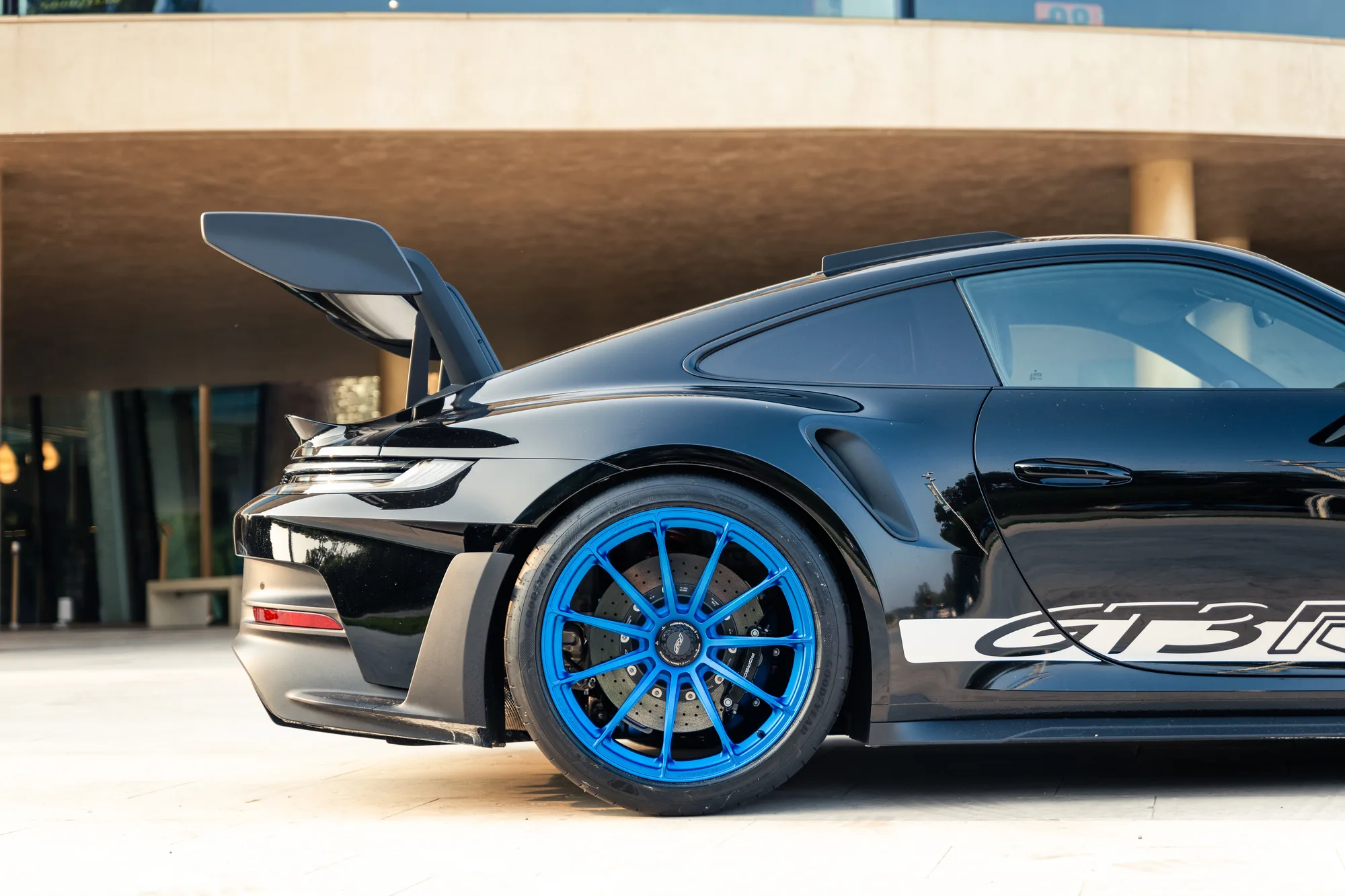 OZ Racing Ultimate Alu on Porsche 911 992.1, photo 8