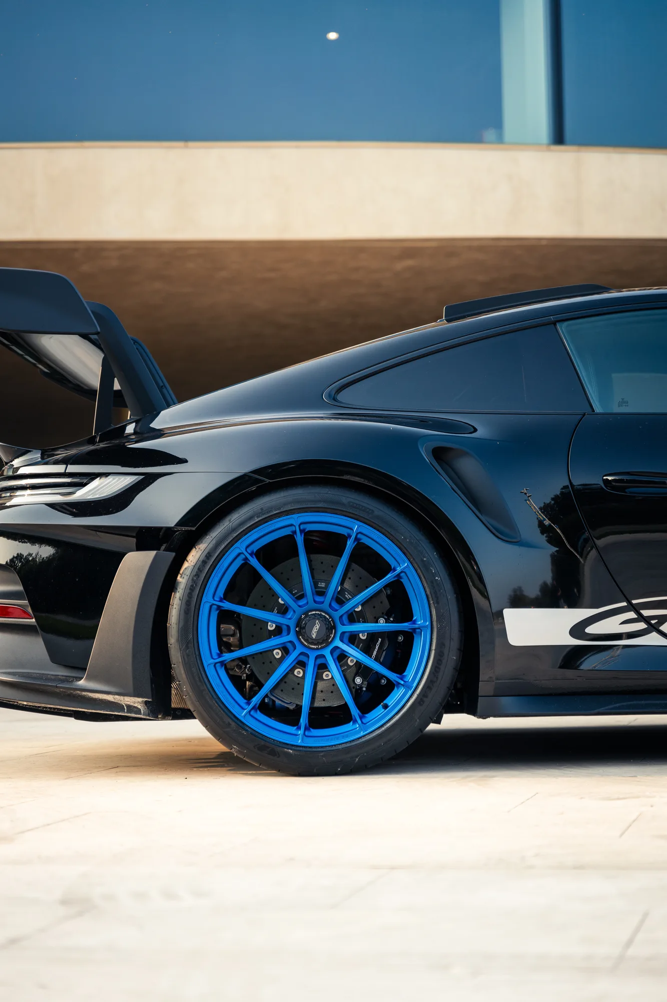 OZ Racing Ultimate Alu on Porsche 911 992.1, photo 6