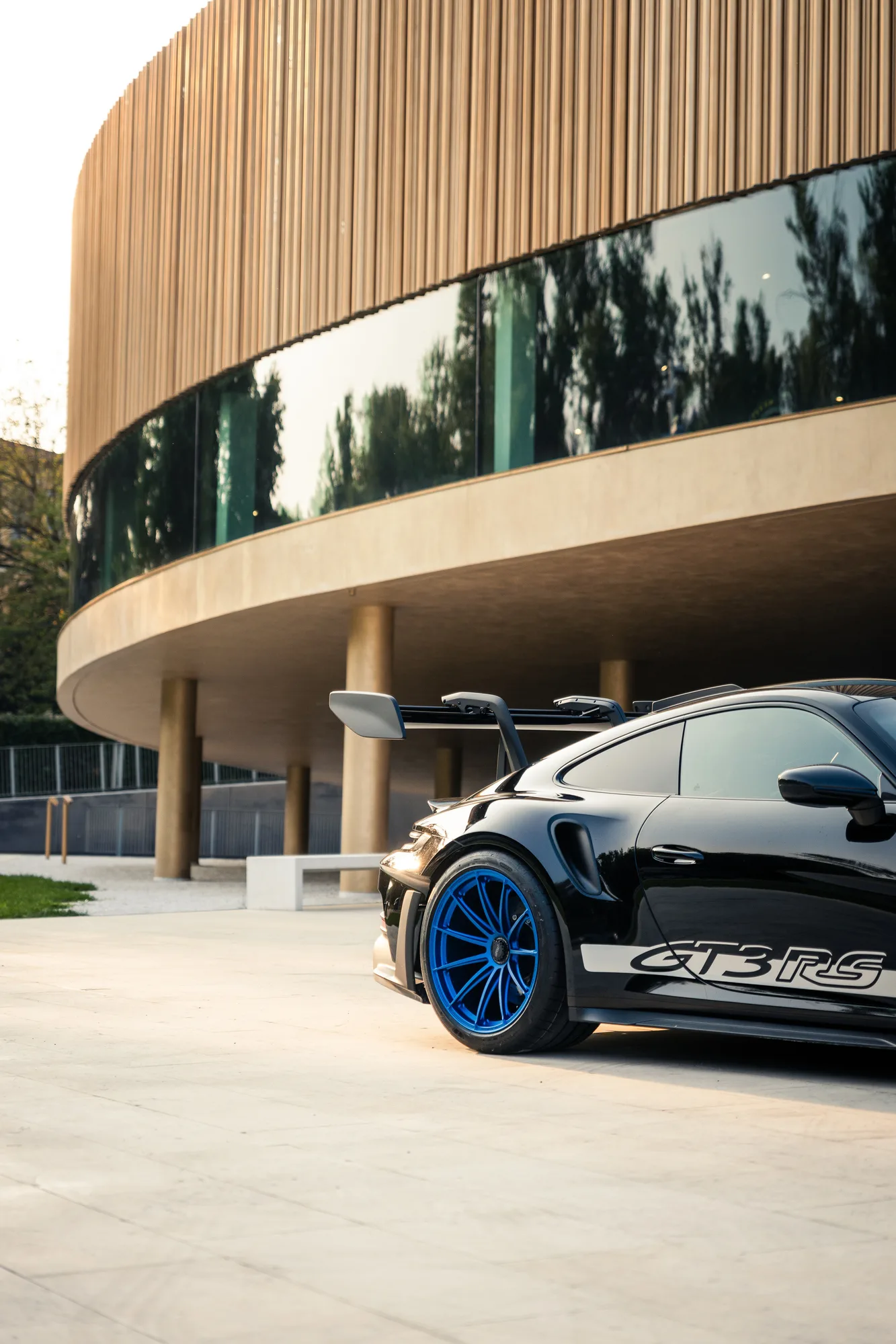 OZ Racing Ultimate Alu on Porsche 911 992.1, photo 2