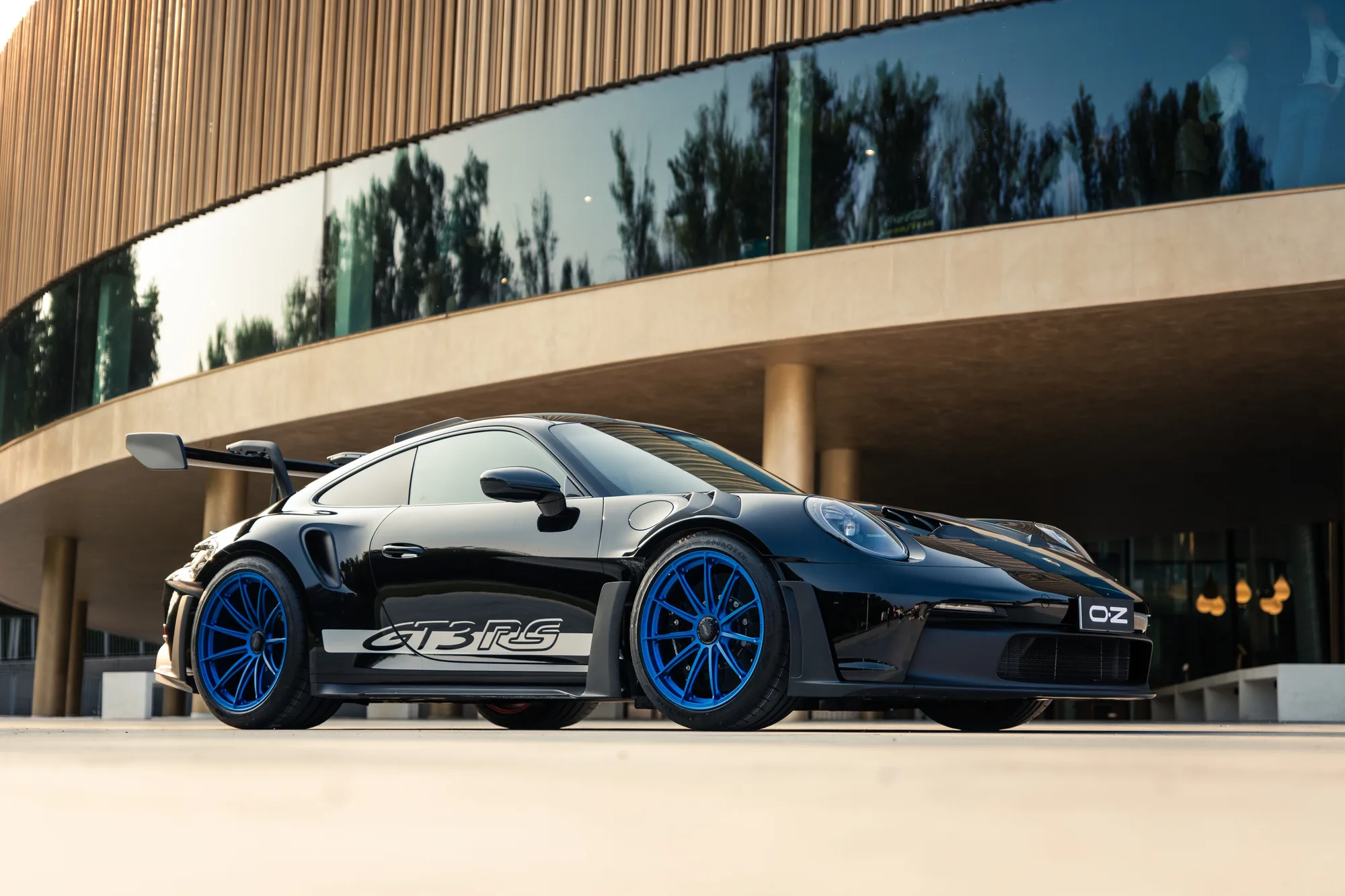 OZ Racing Ultimate Alu on Porsche 911 992.1, photo 4