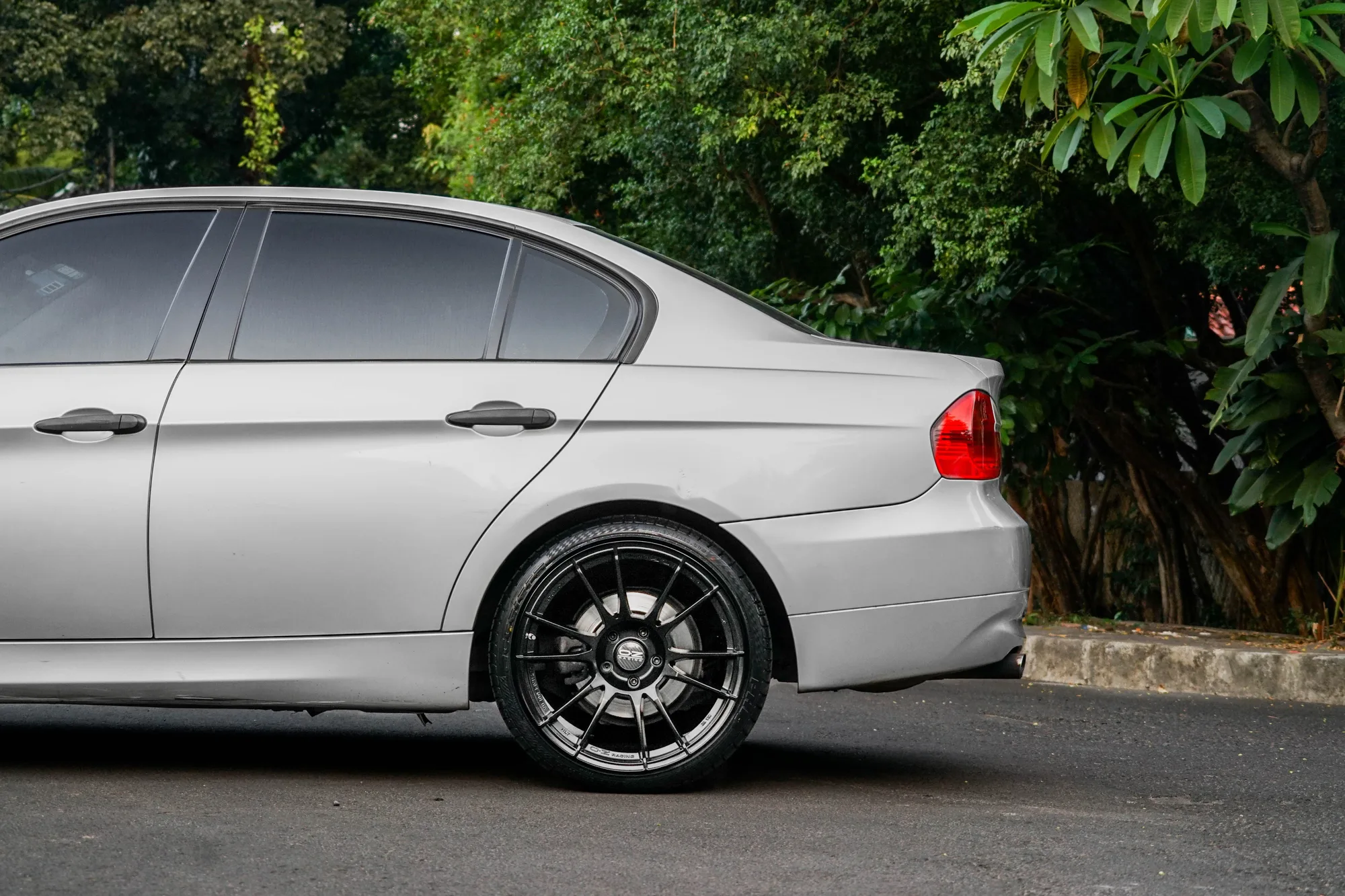 OZ Racing Ultraleggera HLT on BMW 3 Series F30.1, photo 12
