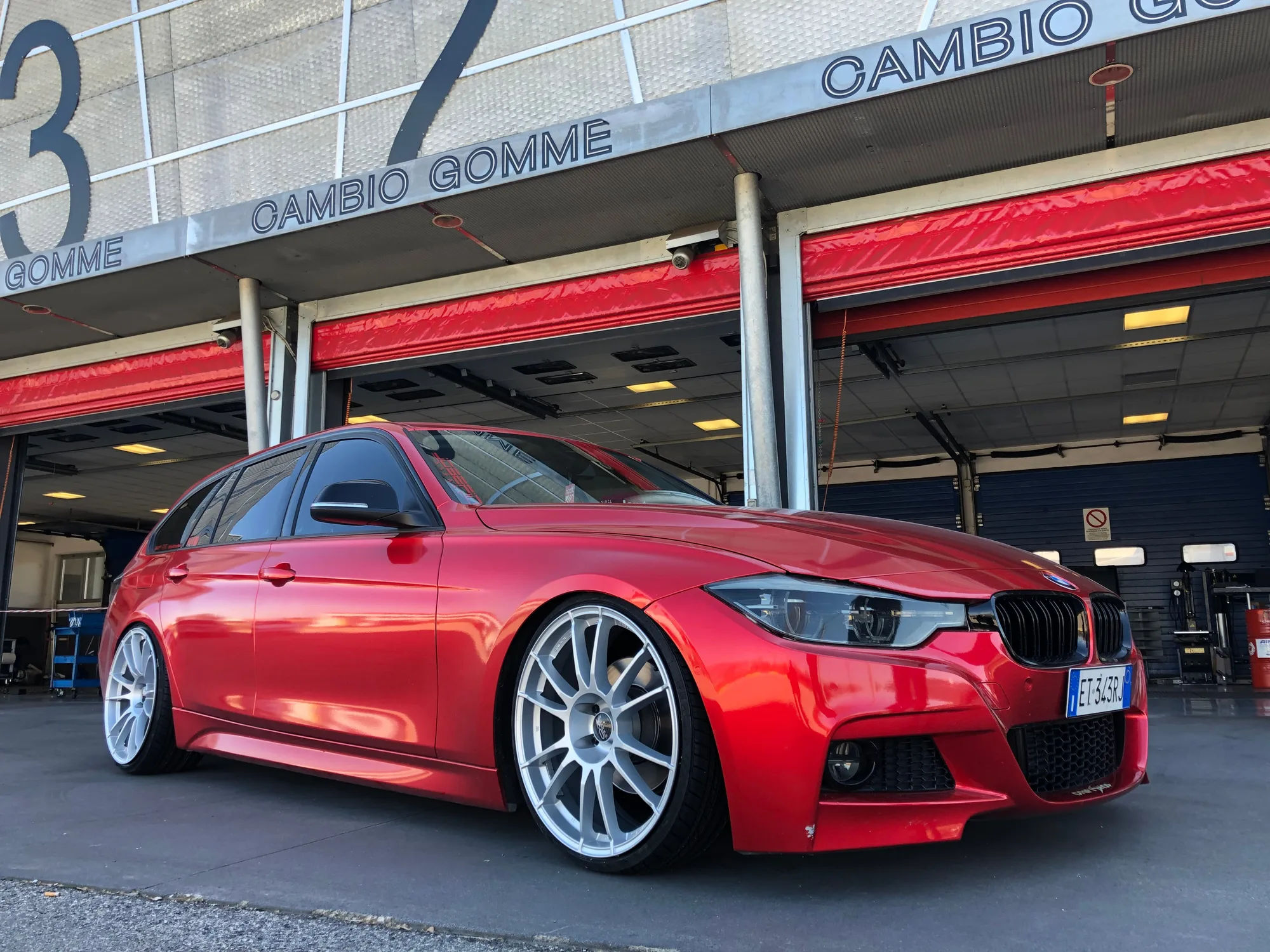OZ Racing Ultraleggera HLT on BMW 3 Series F30.1