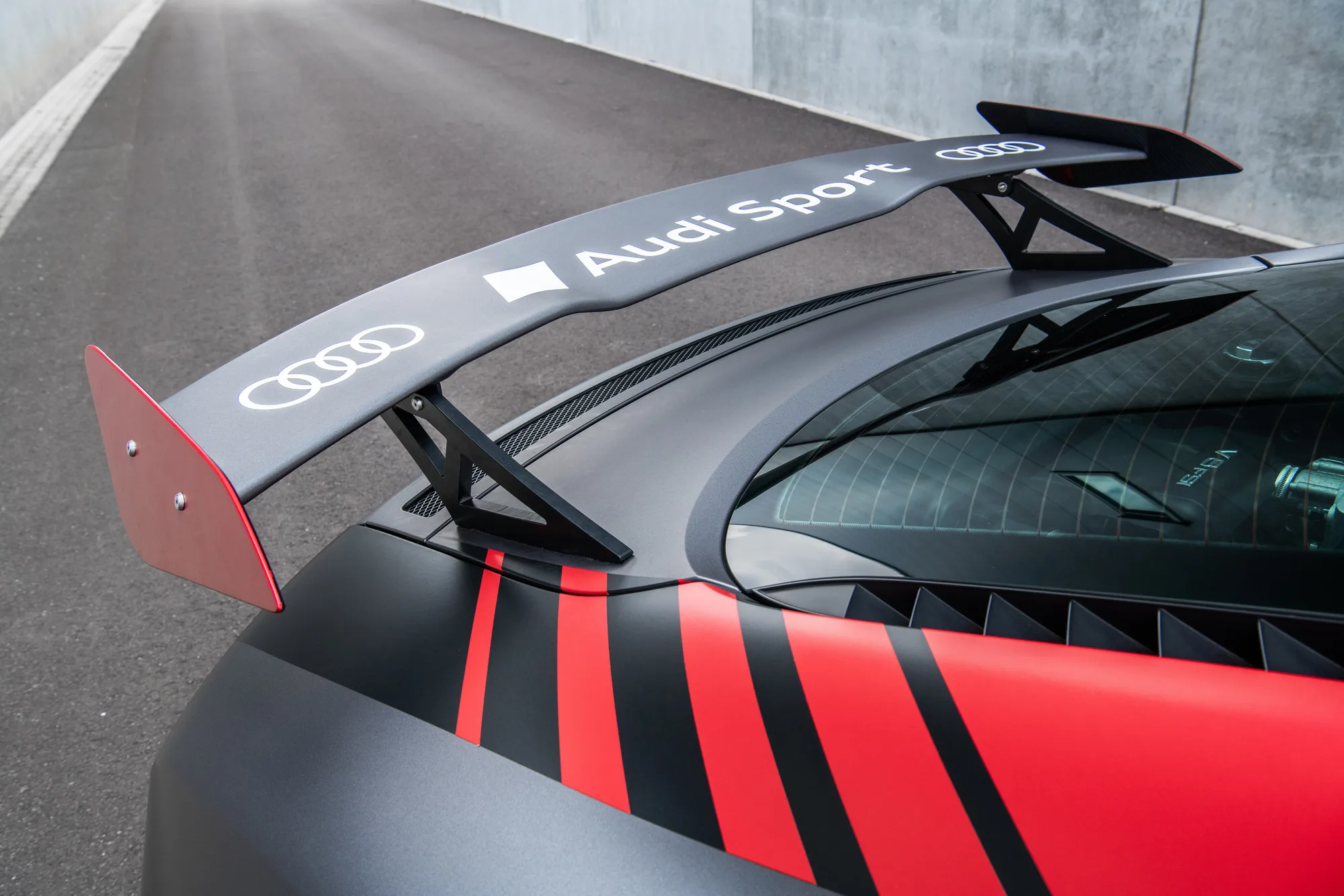 OZ Racing Ultraleggera HLT on Audi R8 Type 42.1, photo 9