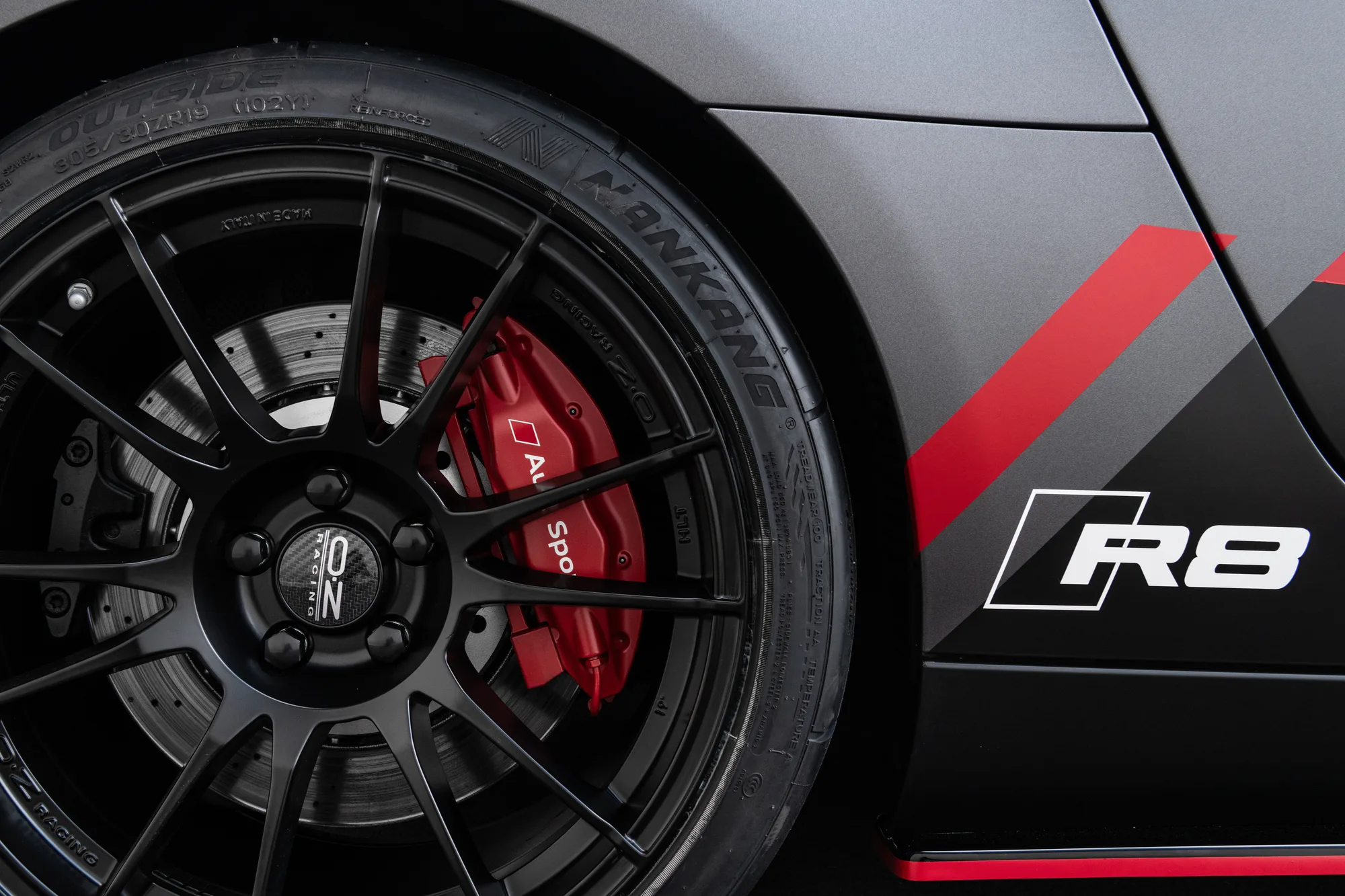 OZ Racing Ultraleggera HLT on Audi R8 Type 42.1, photo 5