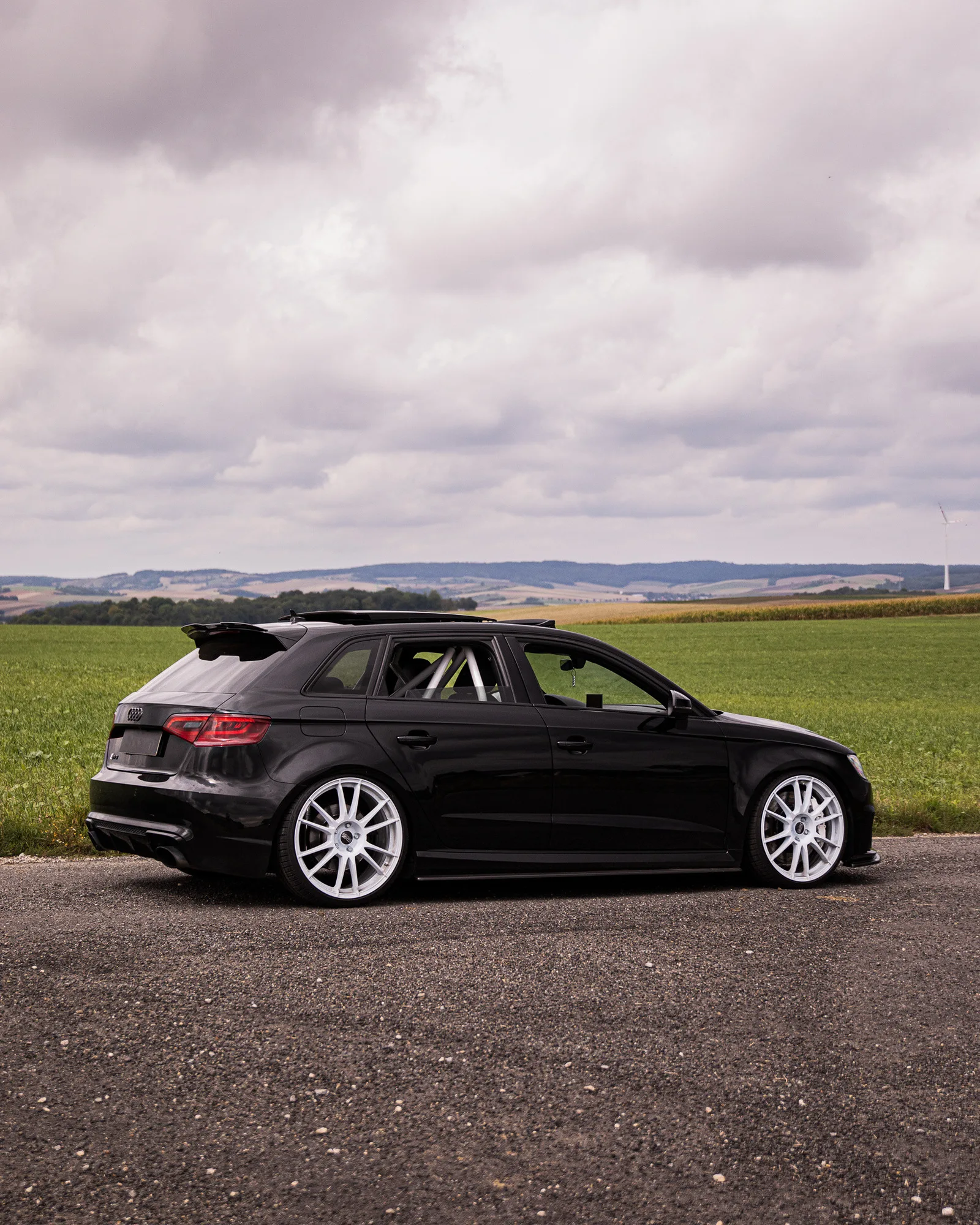 OZ Racing Ultraleggera HLT on Audi RS 3 8V.1