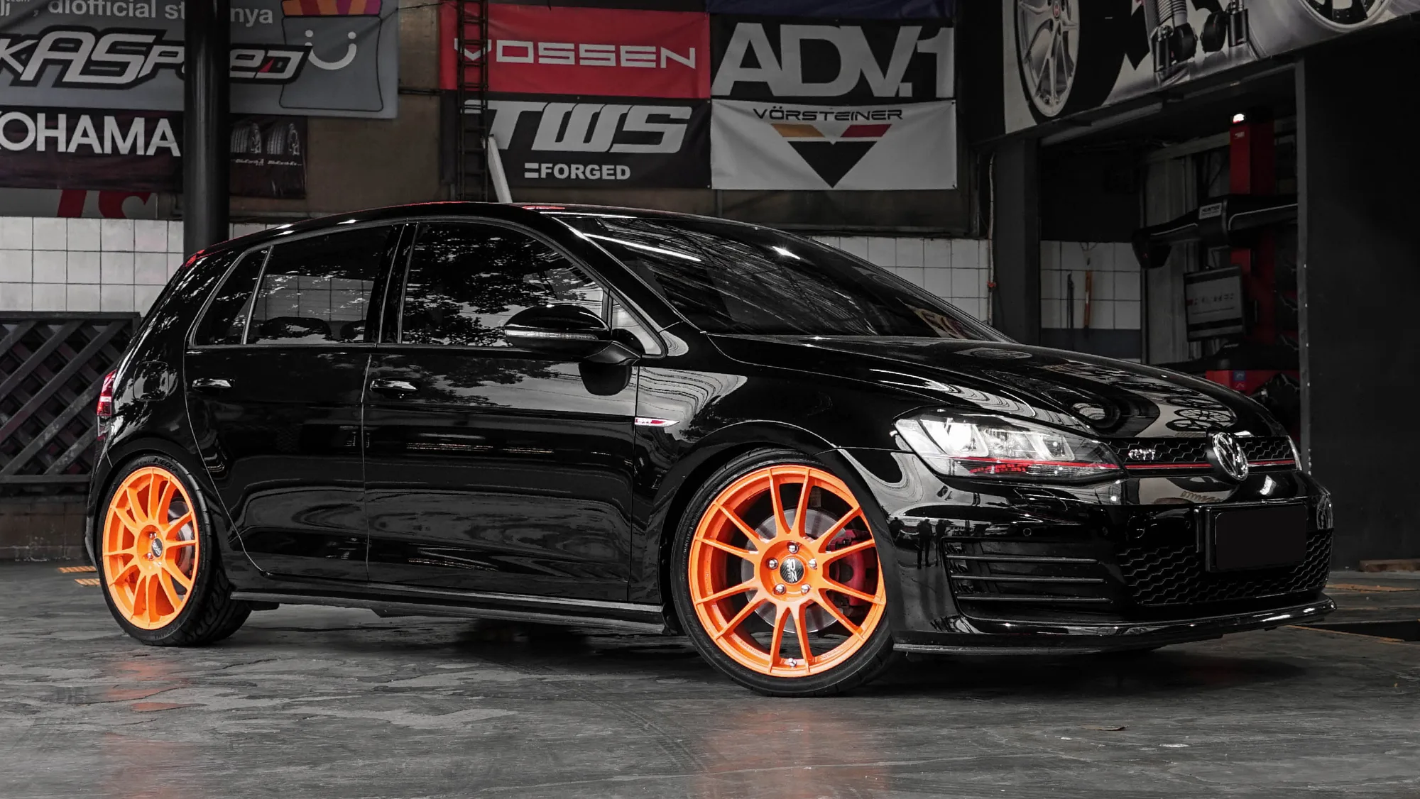 OZ Racing Ultraleggera HLT on Volkswagen Golf Mk7 (Typ 5G).1, photo 5