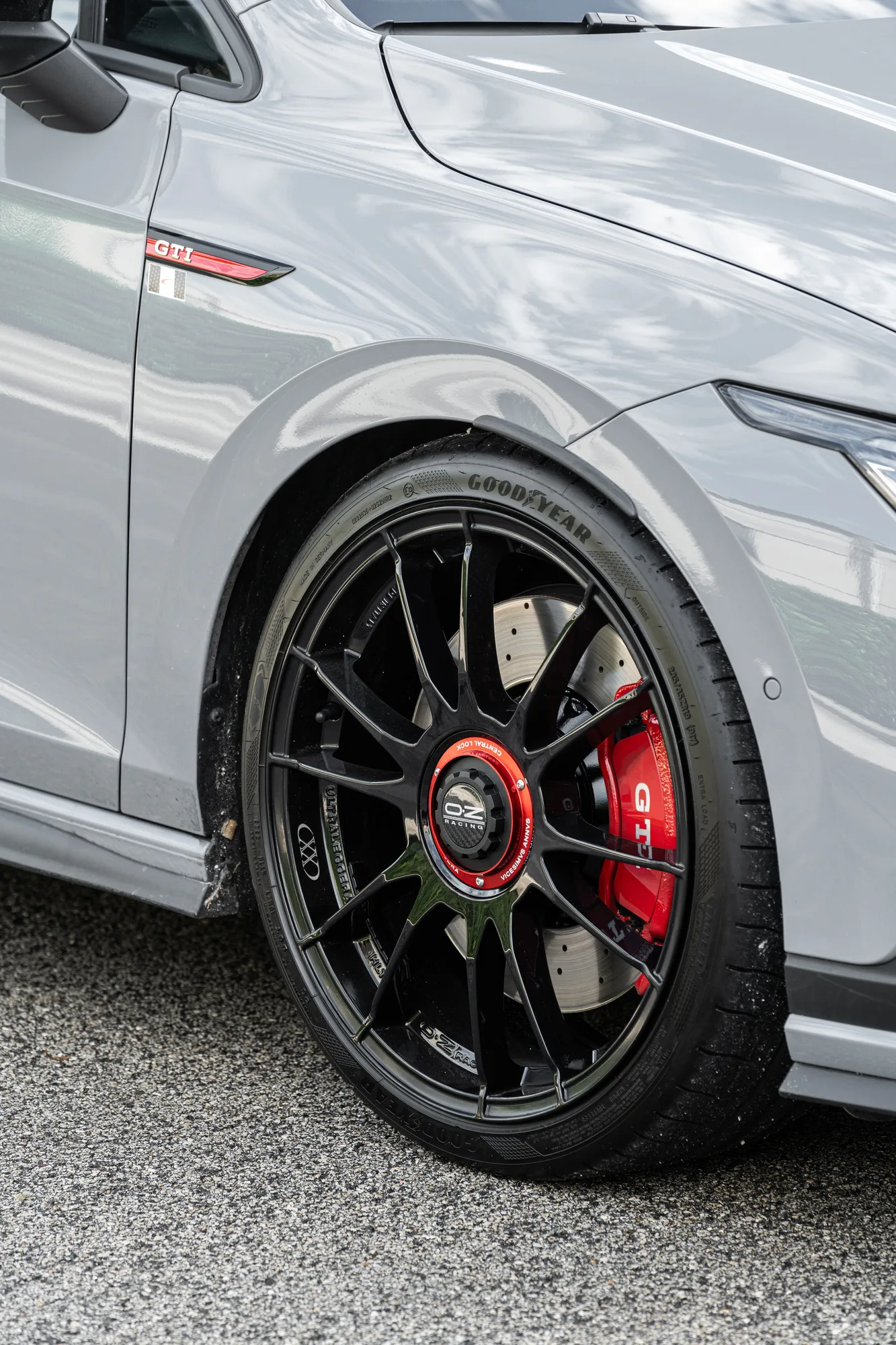 OZ Racing Ultraleggera XX on Volkswagen Golf Mk8 (Typ CD).2, photo 12
