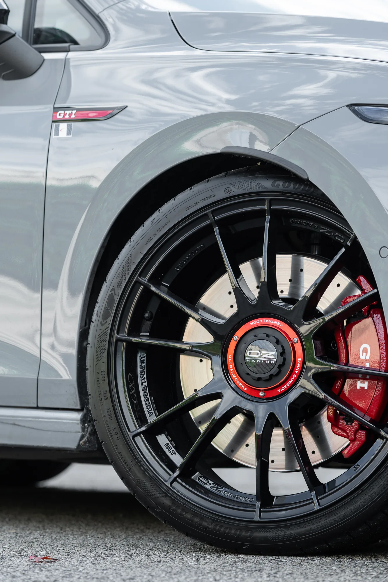 OZ Racing Ultraleggera XX on Volkswagen Golf Mk8 (Typ CD).2, photo 10