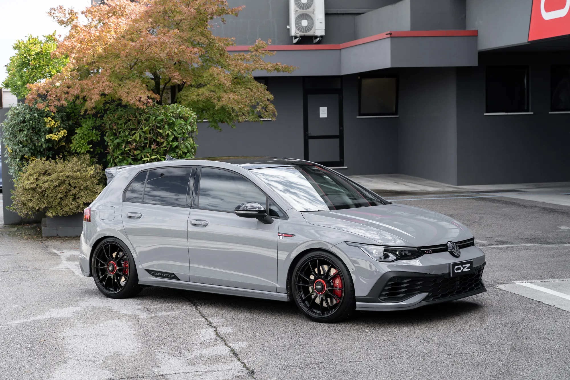 OZ Racing Ultraleggera XX on Volkswagen Golf Mk8 (Typ CD).2, photo 7