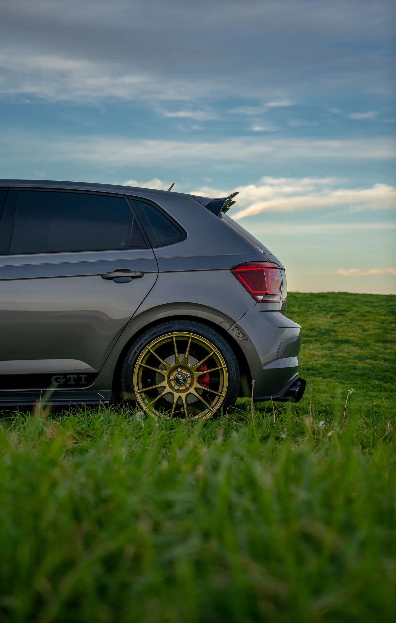 OZ Racing Ultraleggera on Volkswagen Polo Mk6 (AW), photo 8