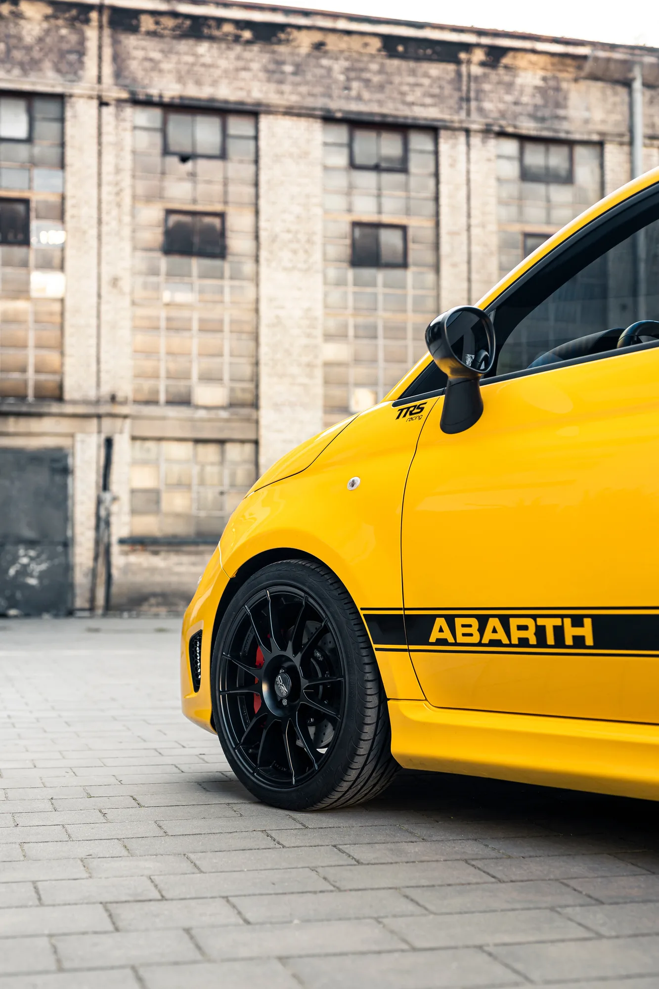 OZ Racing Ultraleggera on Abarth 500 312 (2008-2014)